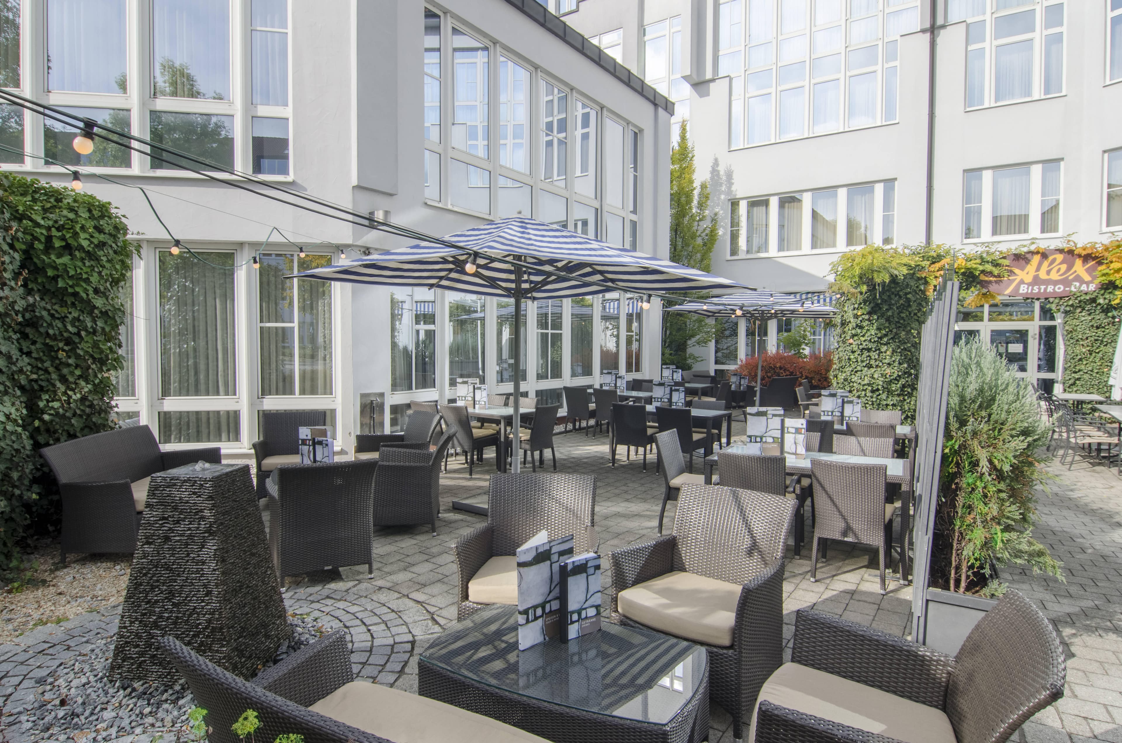 Holiday Inn München - Unterhaching Ansicht 2