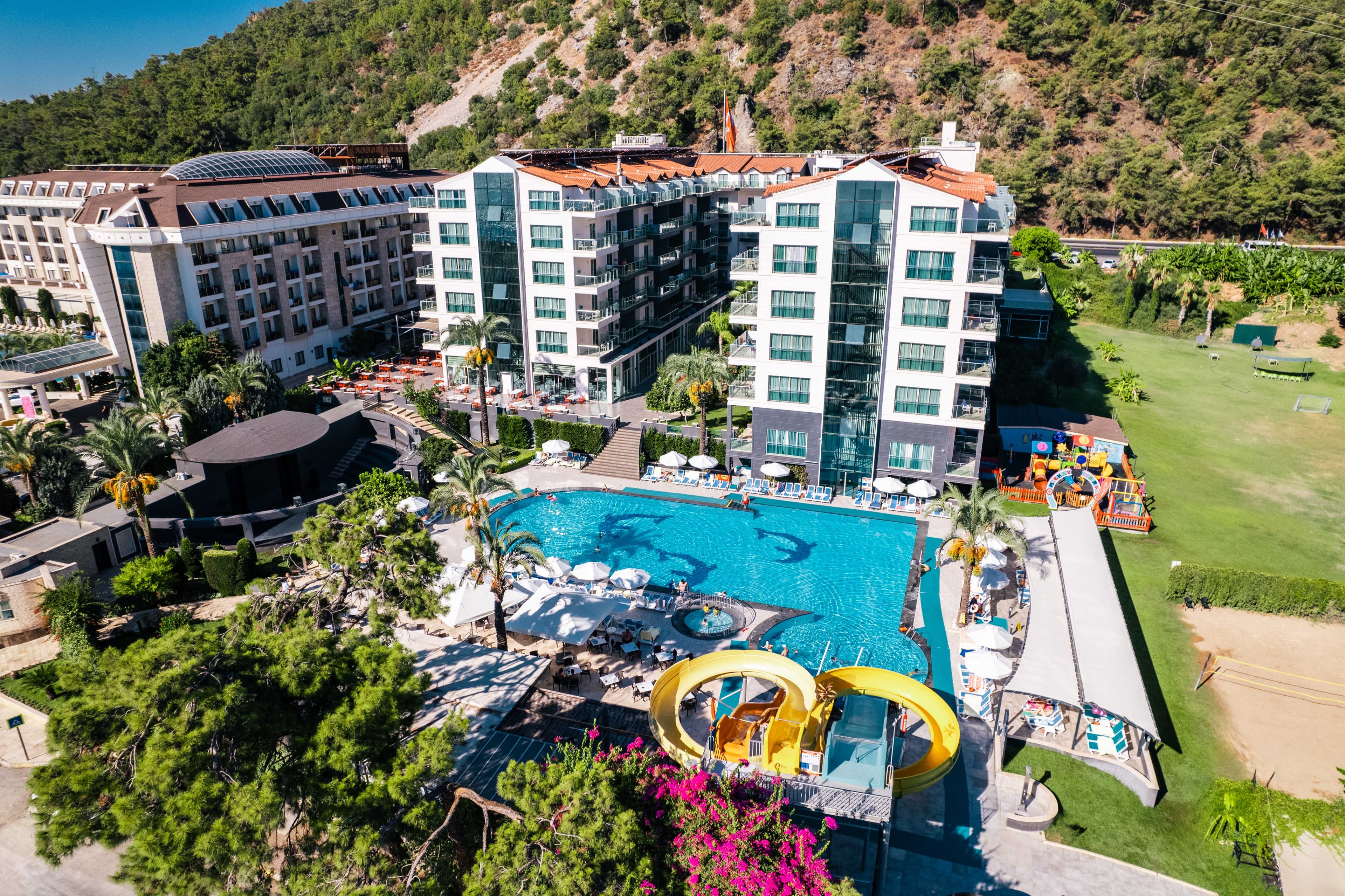 Hotel Grand Ring Ansicht 3