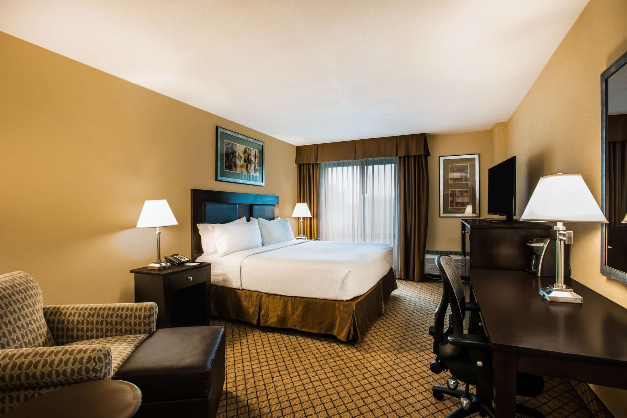Holiday Inn Hasbrouck Heights Ansicht 2