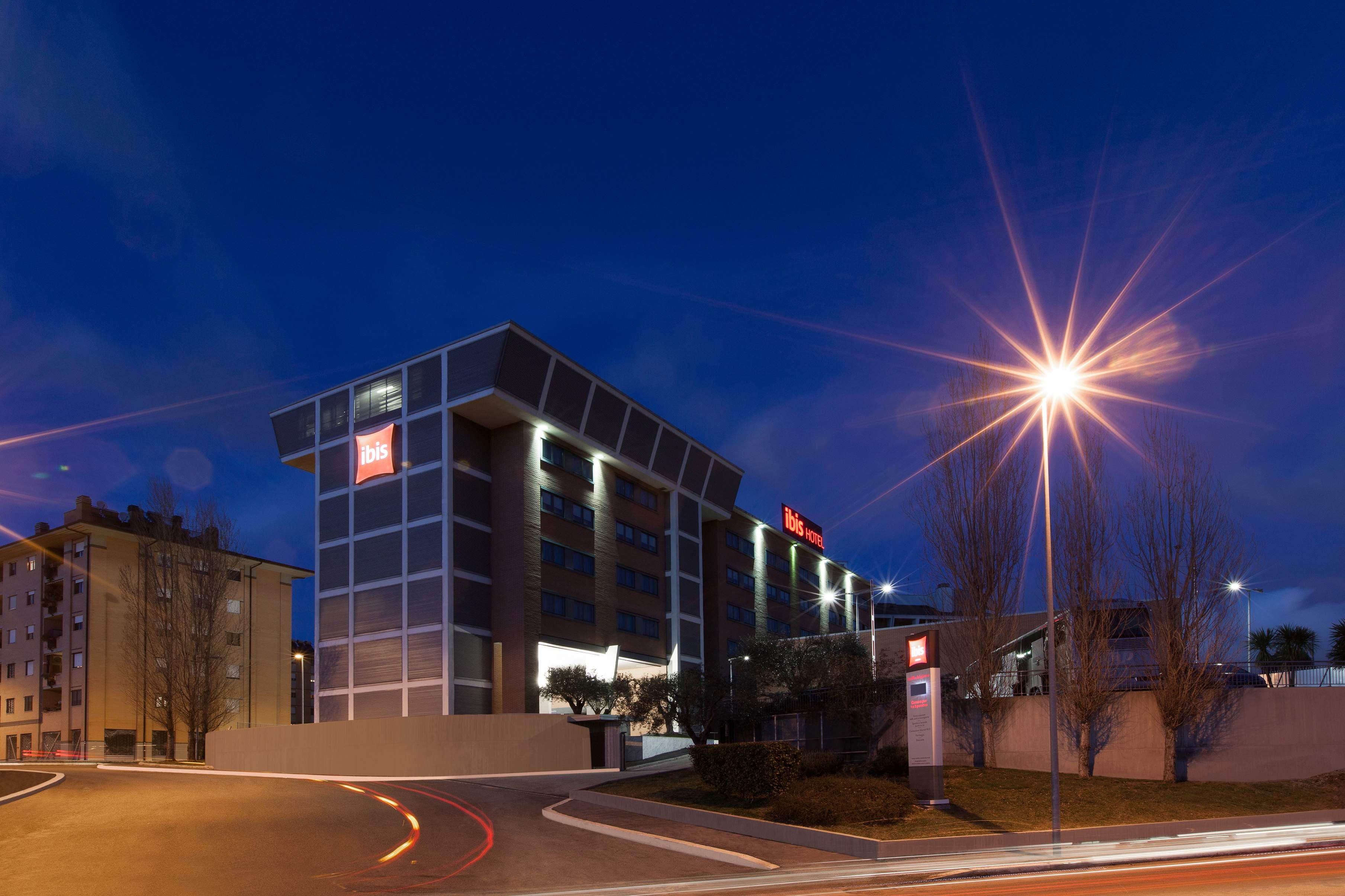 Hotel ibis Roma Fiera Ansicht 2