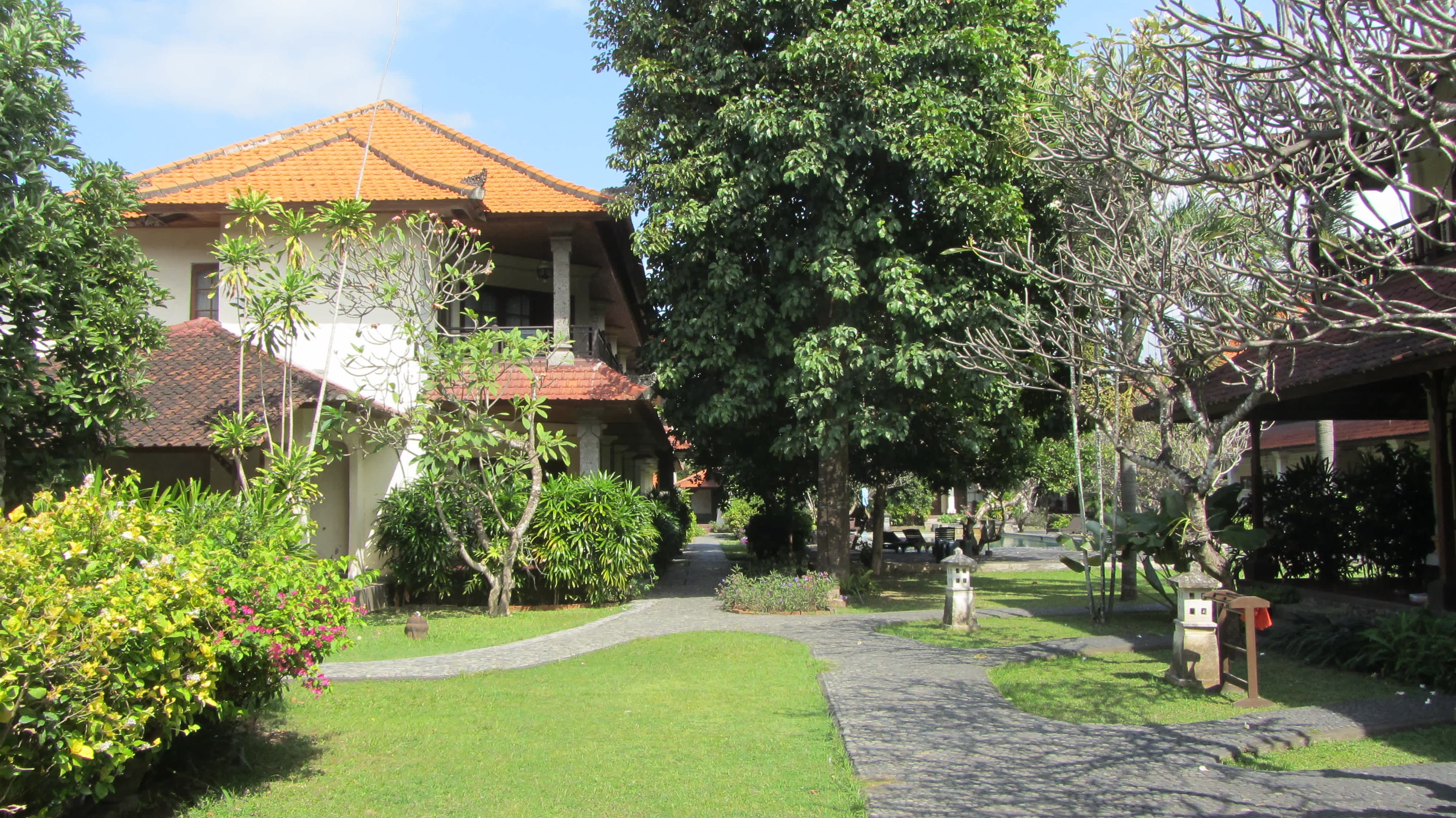 Hotel Bumas Ansicht 2