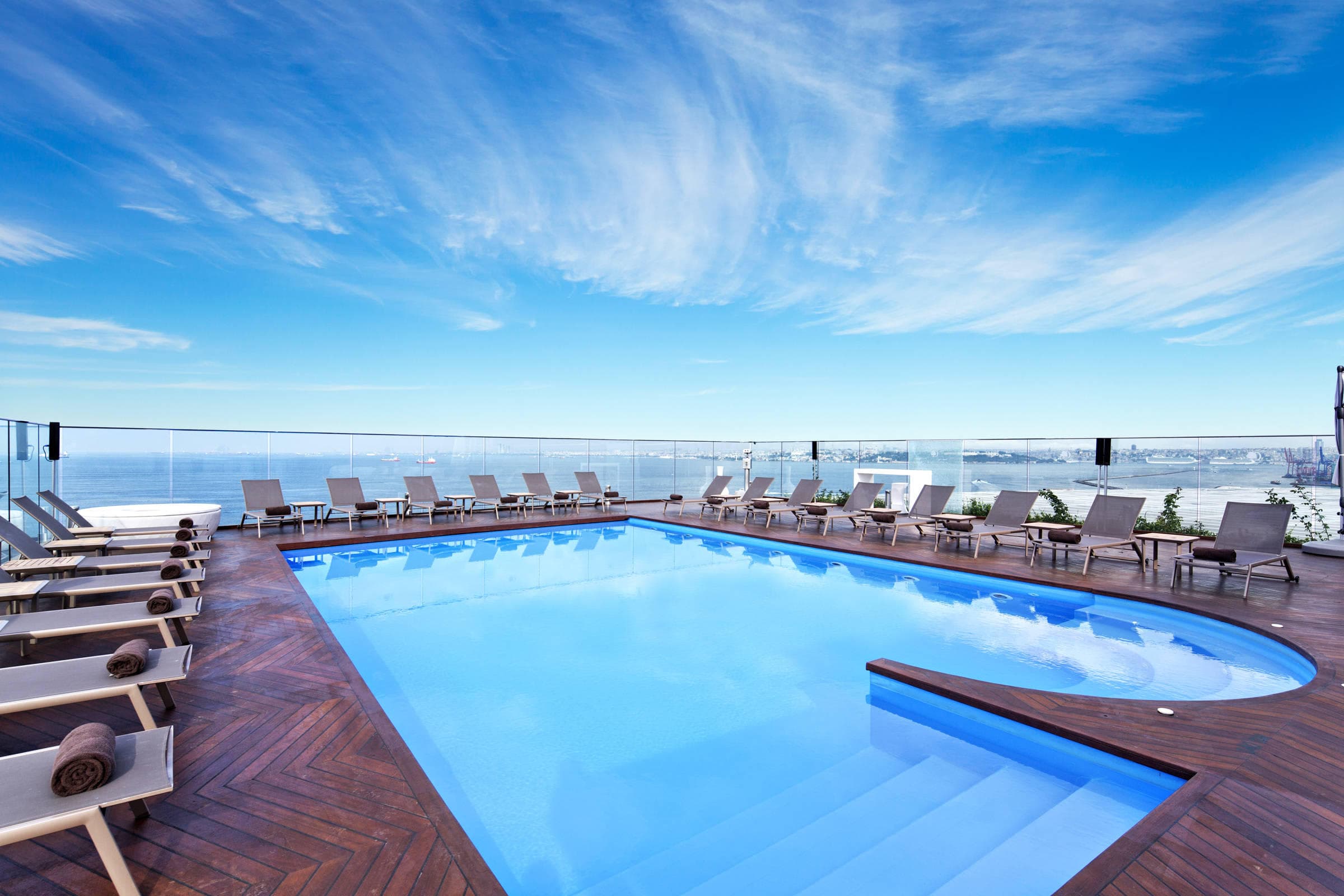 DoubleTree by Hilton Hotel Istanbul-Moda Ansicht 6
