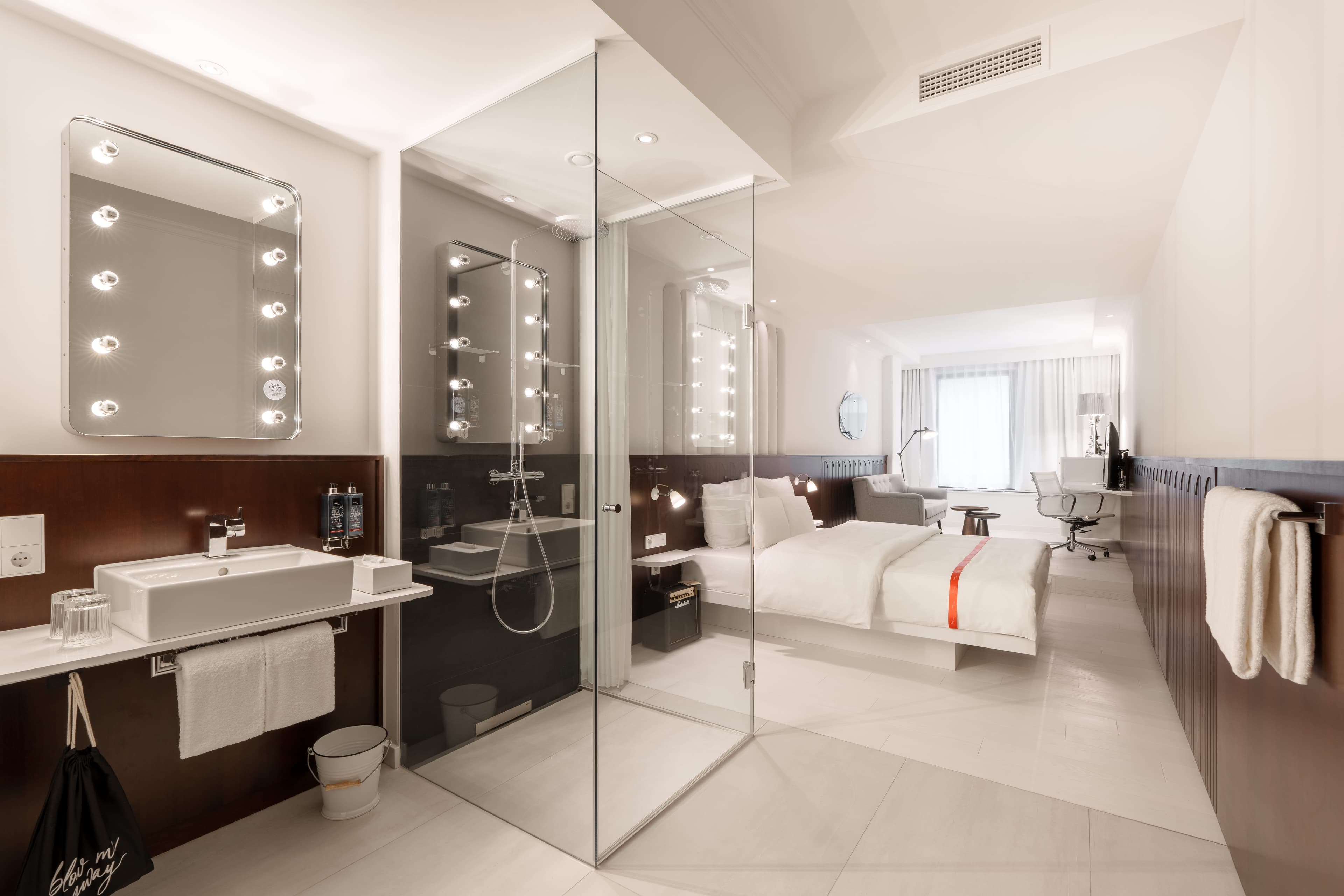 Ruby Hanna Hotel Stuttgart Ansicht 4