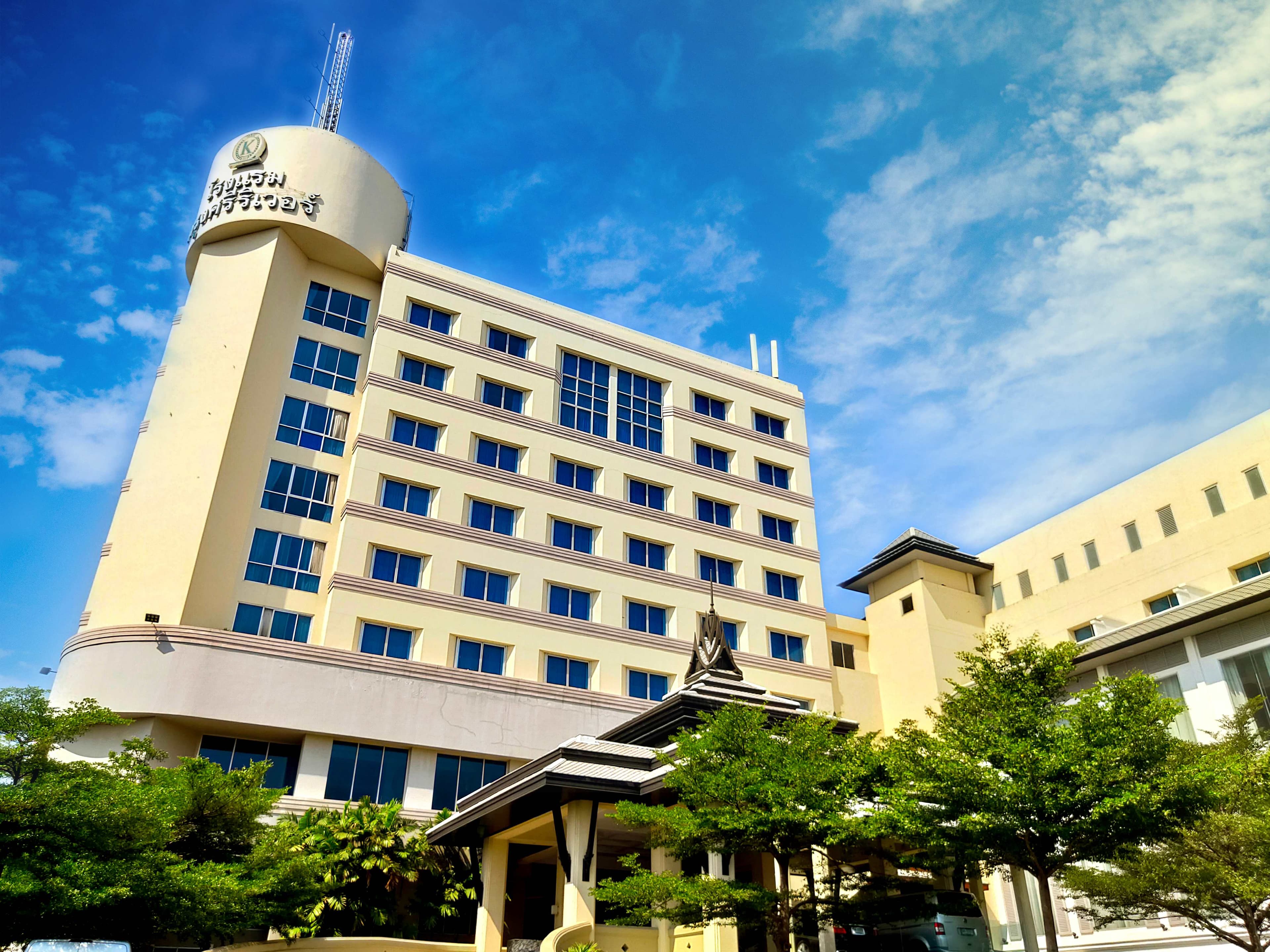 Hotel Krungsri River