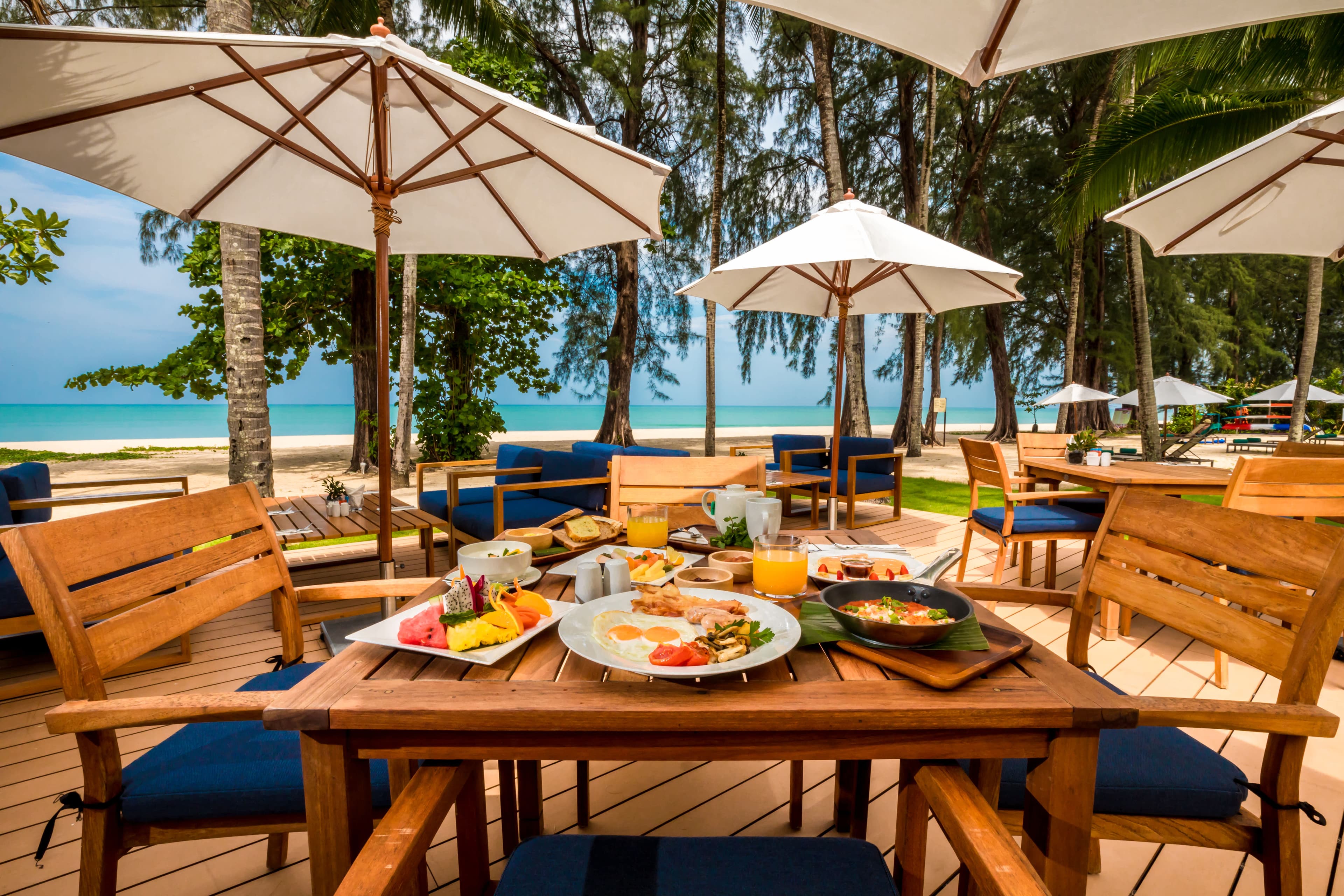 Outrigger Khao Lak Beach Resort Ansicht 7