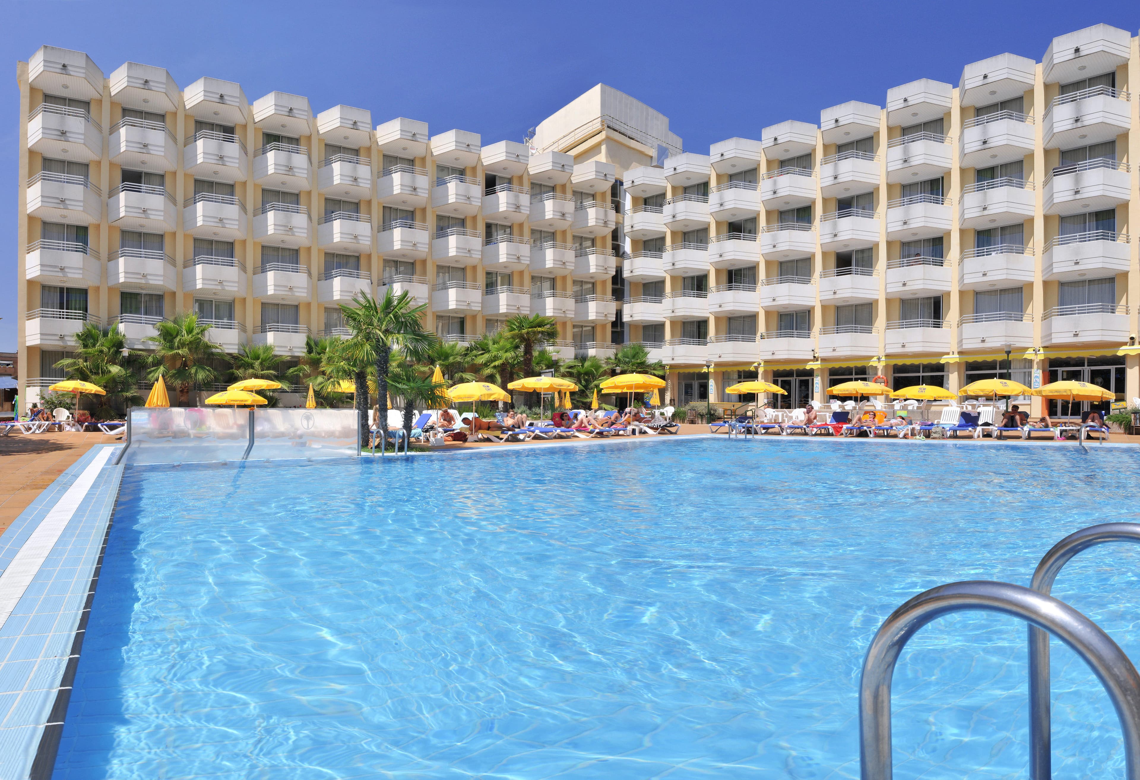 Oasis Tossa