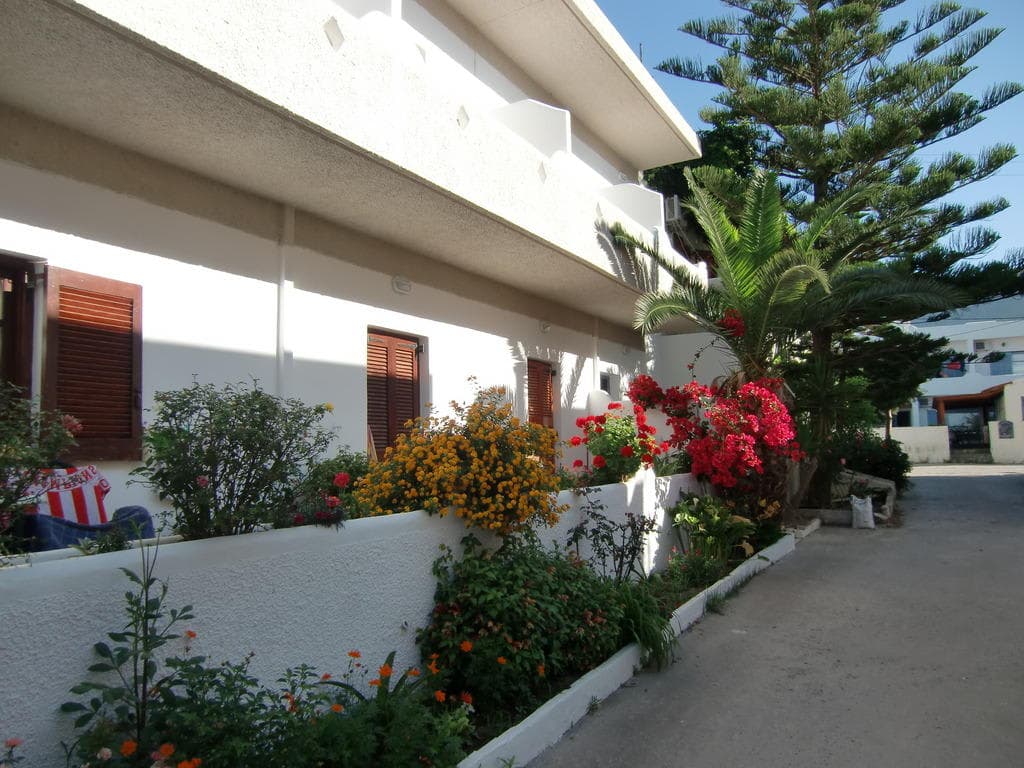 Costas & Chrysoula Appartments