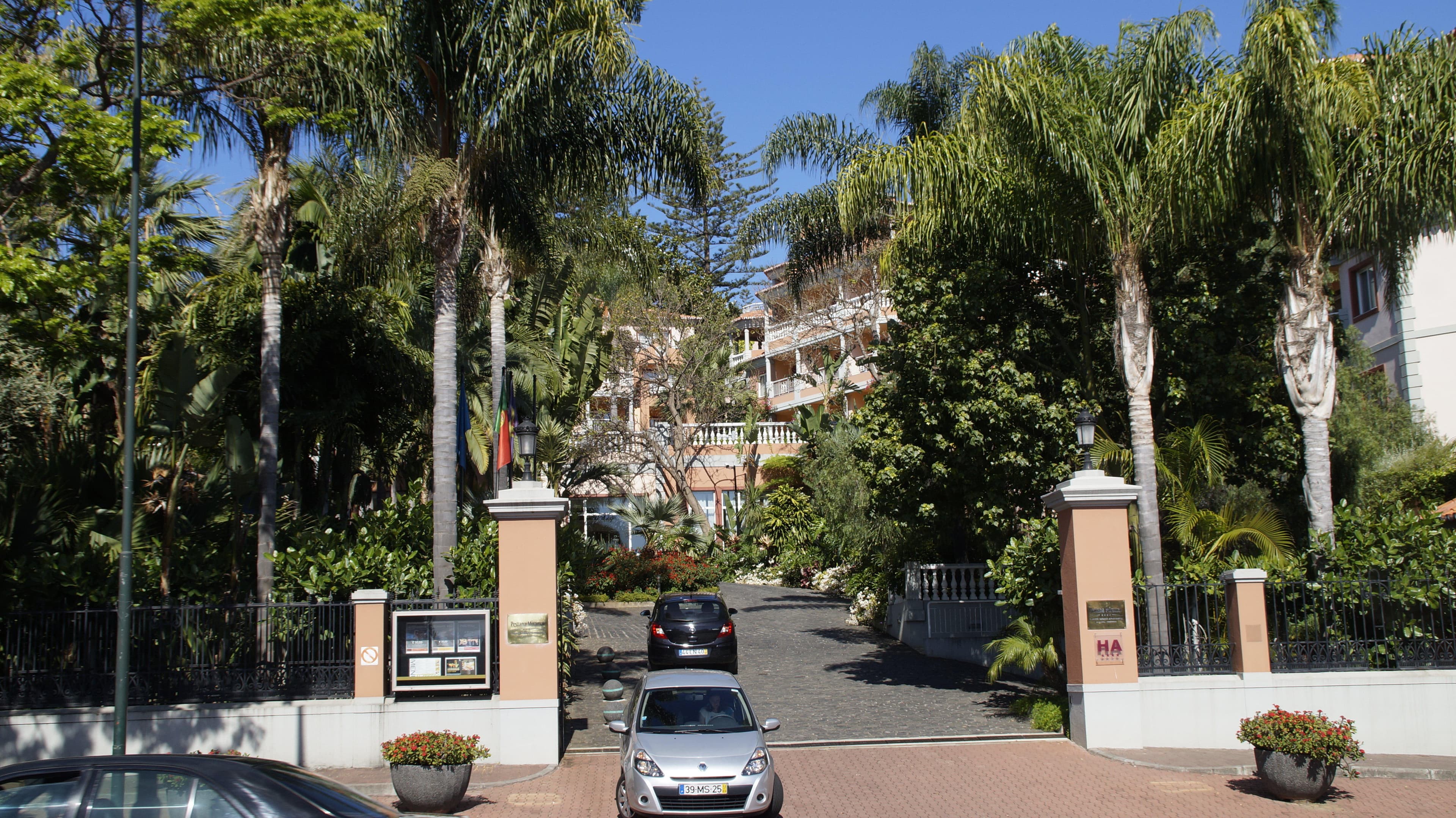 Pestana Village Garden Hotel Ansicht 2