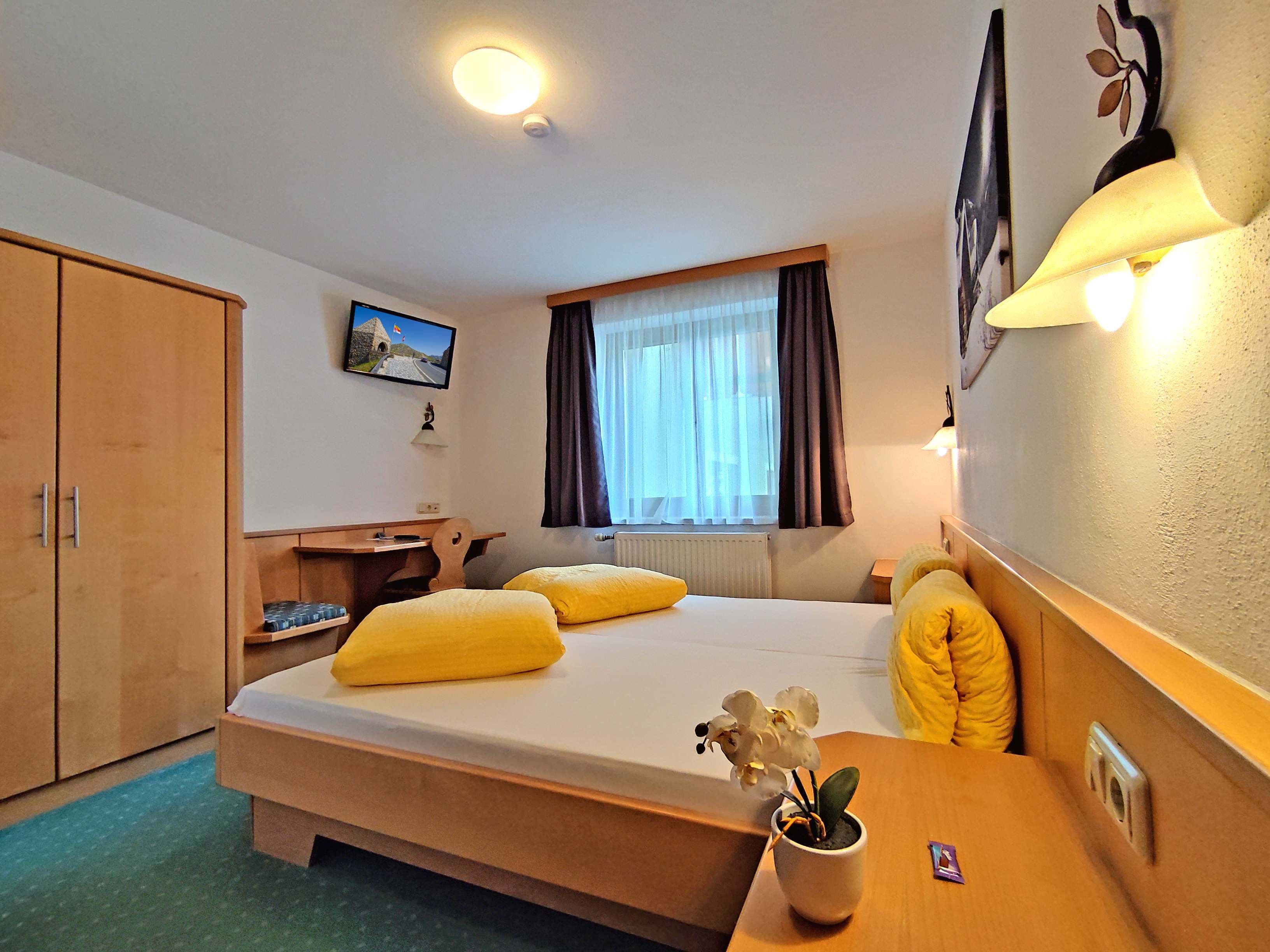 Hotel Wasserfall Ansicht 3