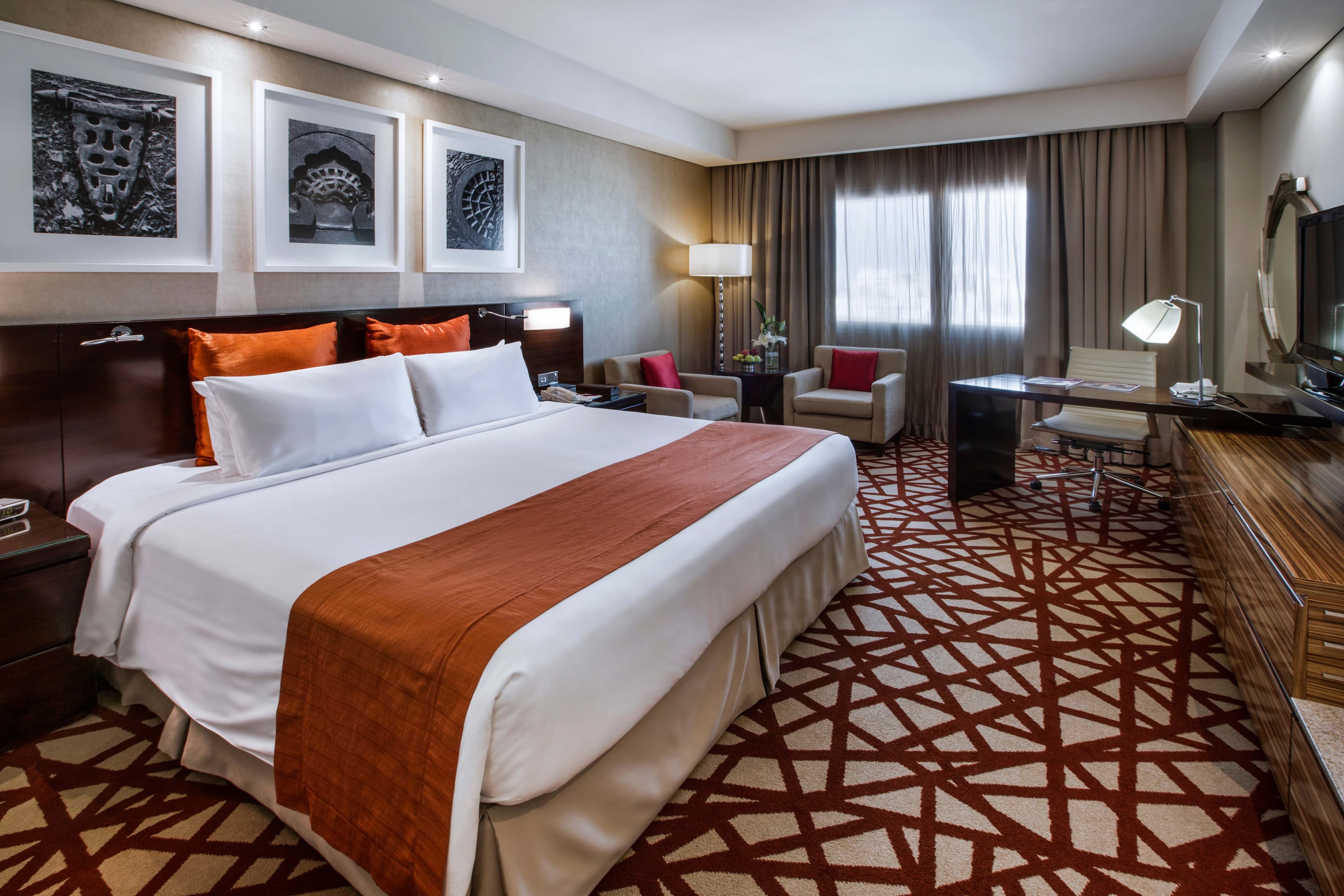 Crowne Plaza Dubai Deira Ansicht 3
