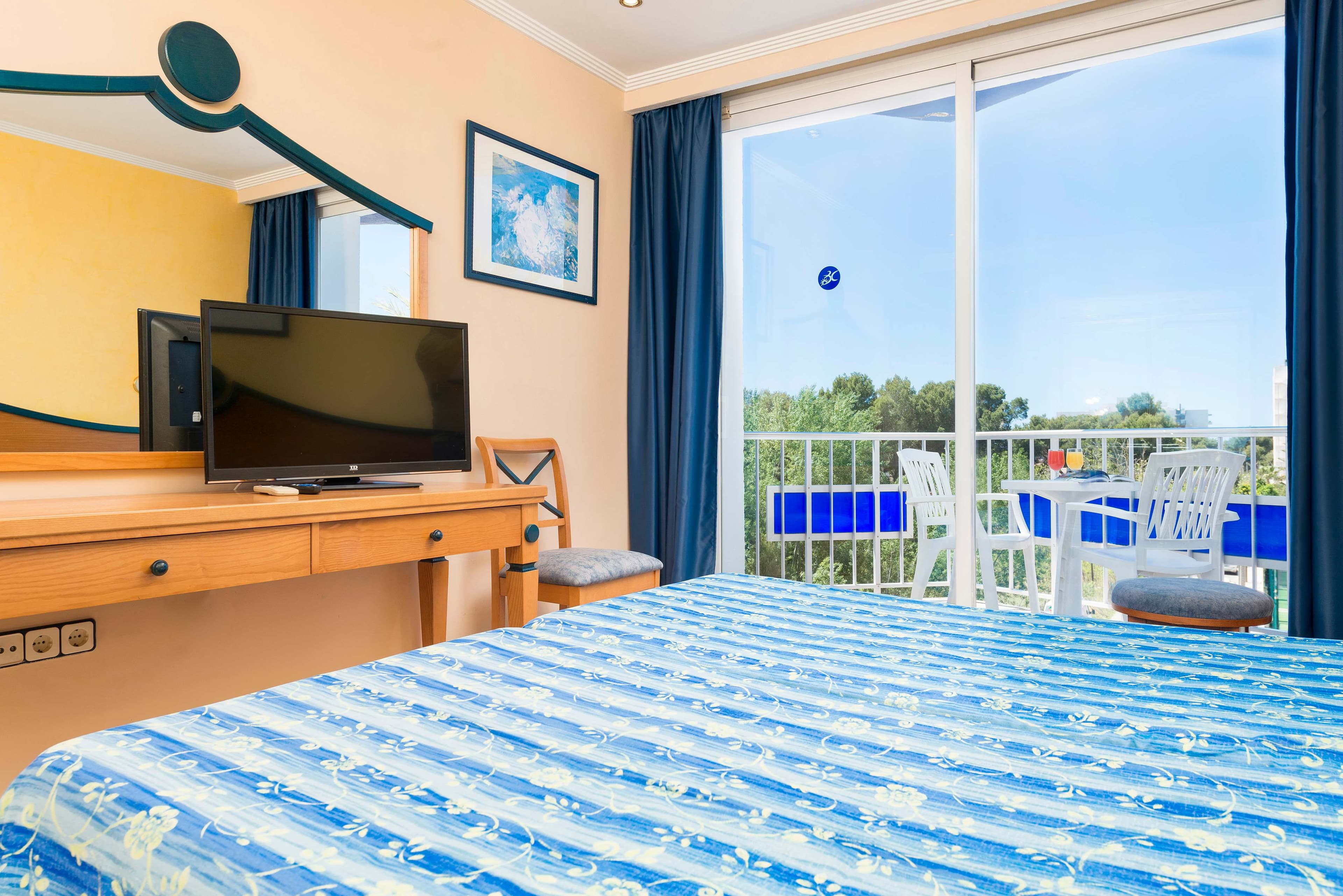 Hotel Boreal Ansicht 9