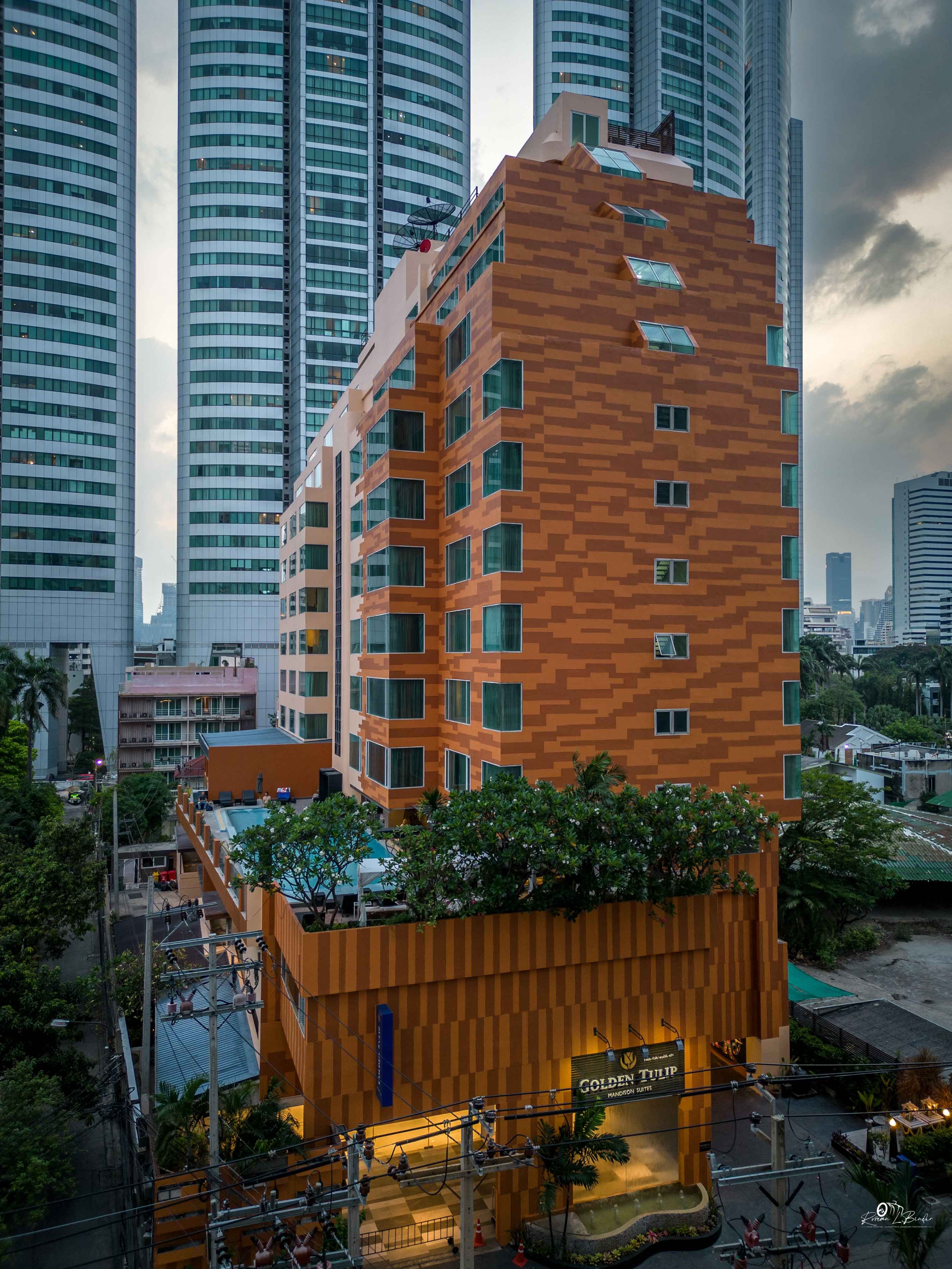 Hotel Golden Tulip Mandison Suites