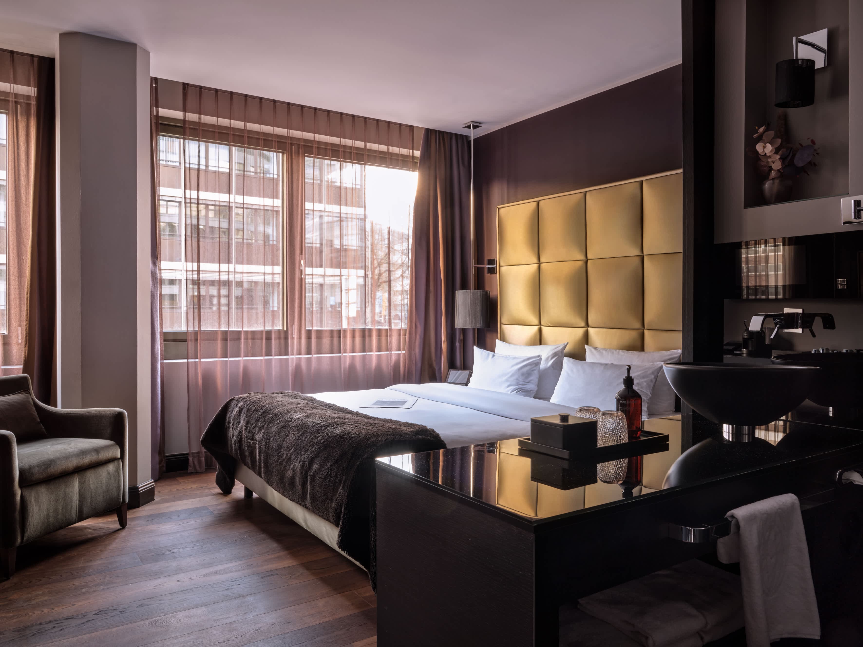 Hotel Roomers