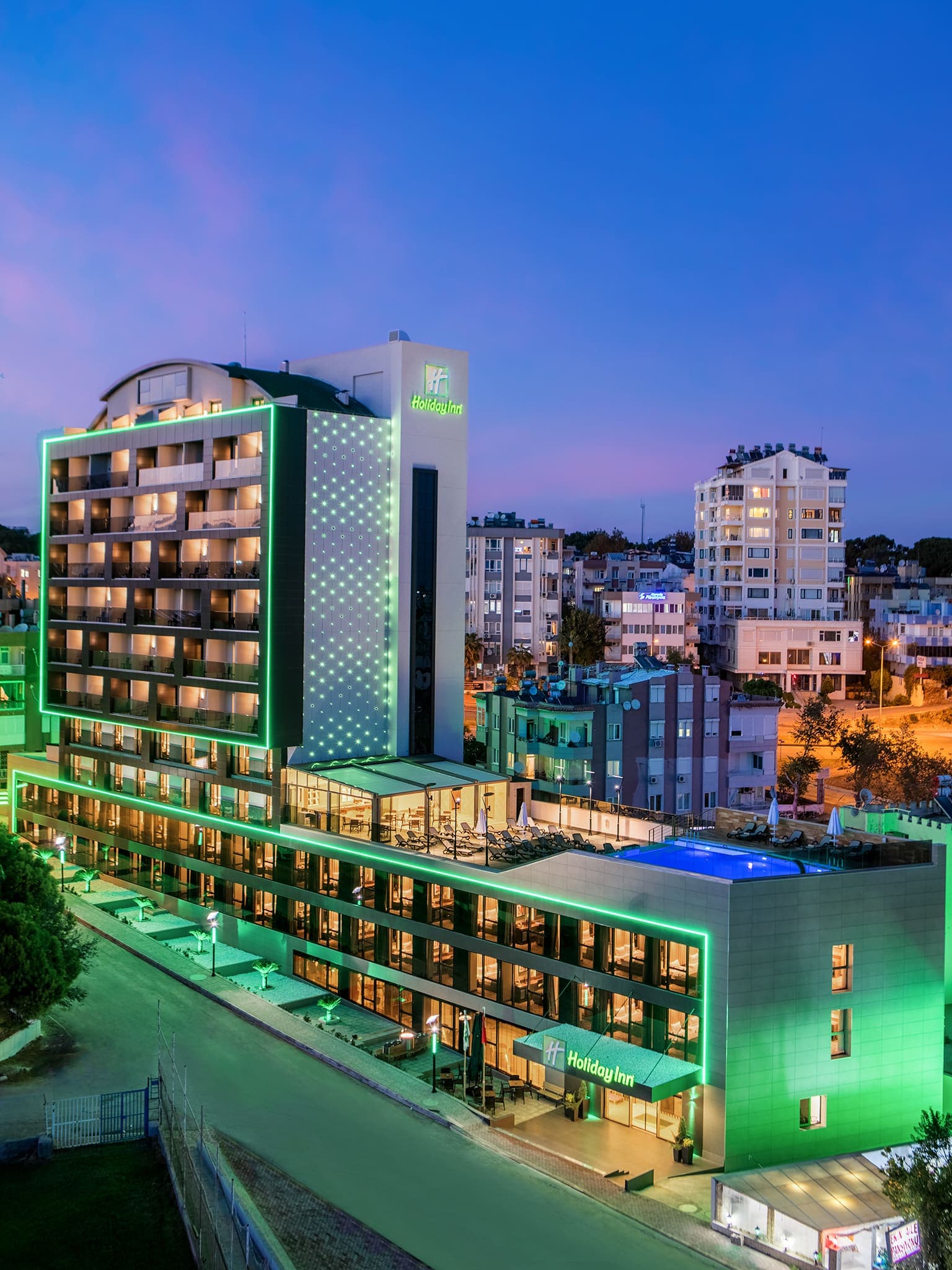 Holiday Inn Antalya - Lara Ansicht 2