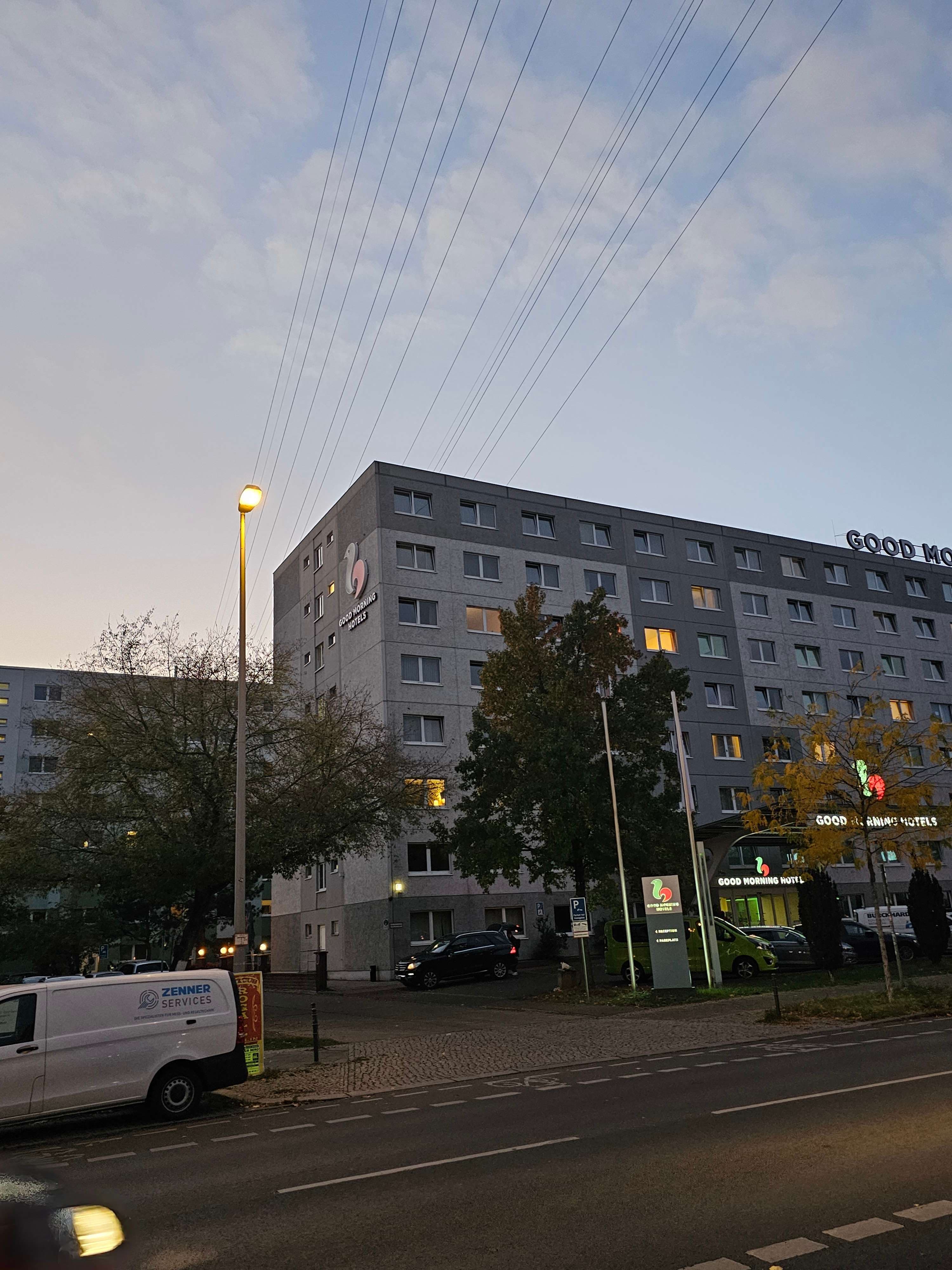 Good Morning + Berlin City East Ansicht 2