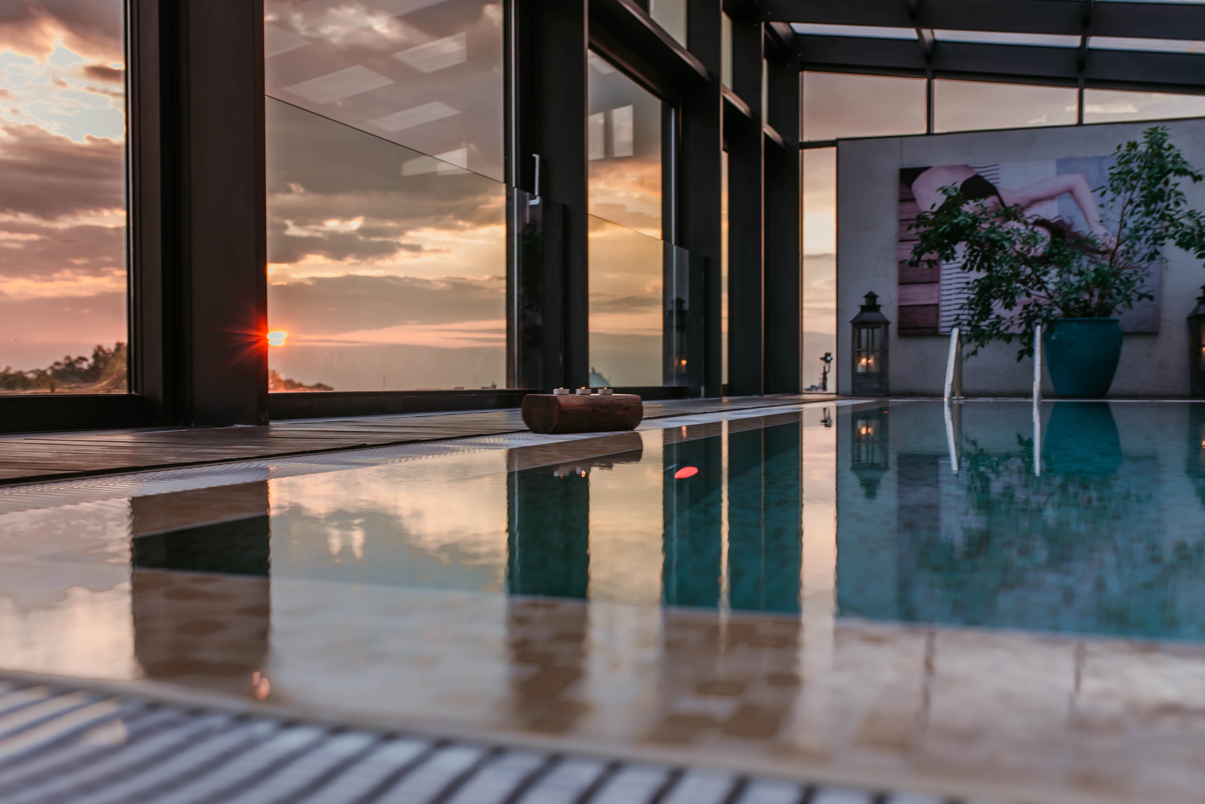 Graffit Gallery Hotel