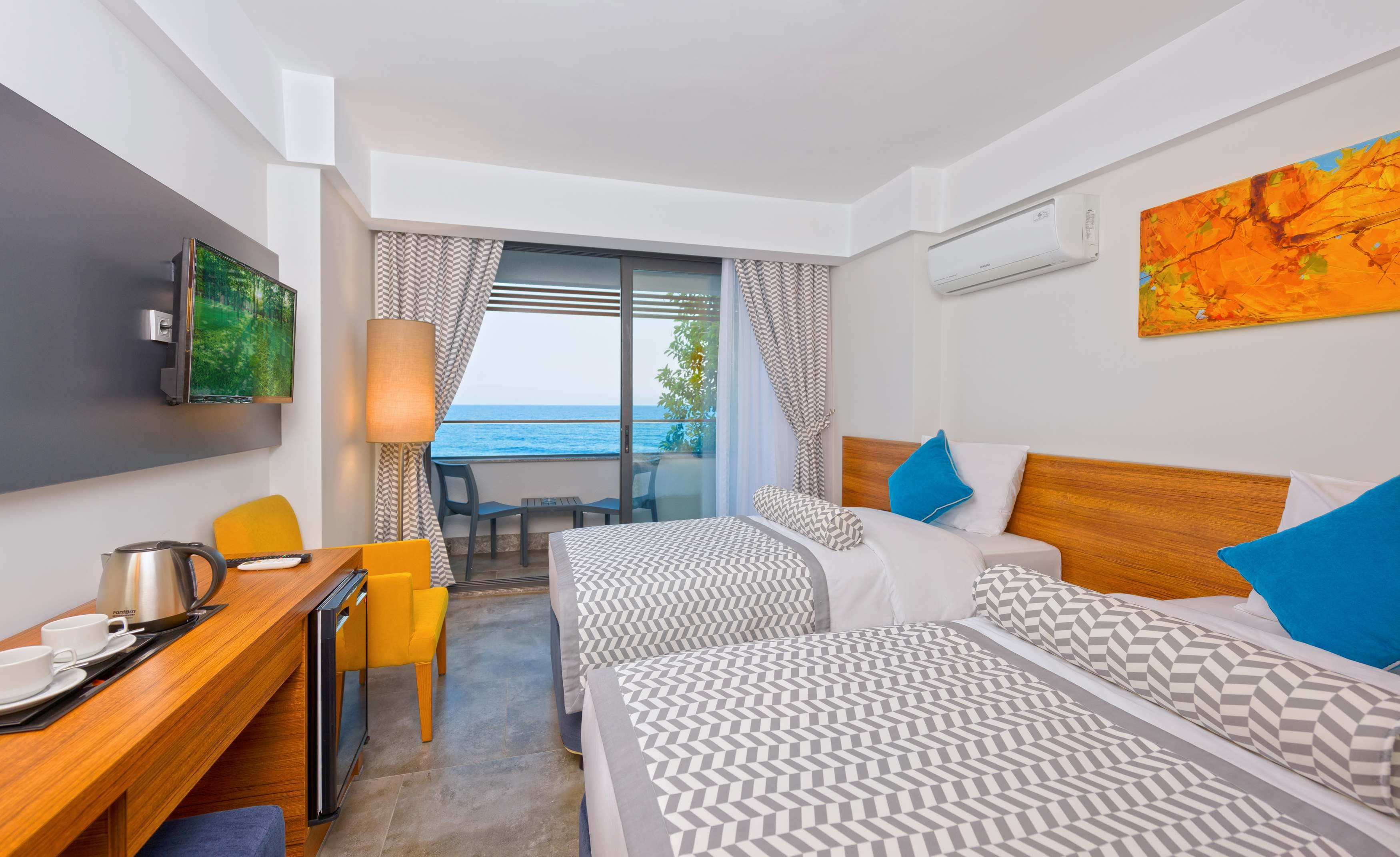 Floria Beach Hotel Ansicht 4