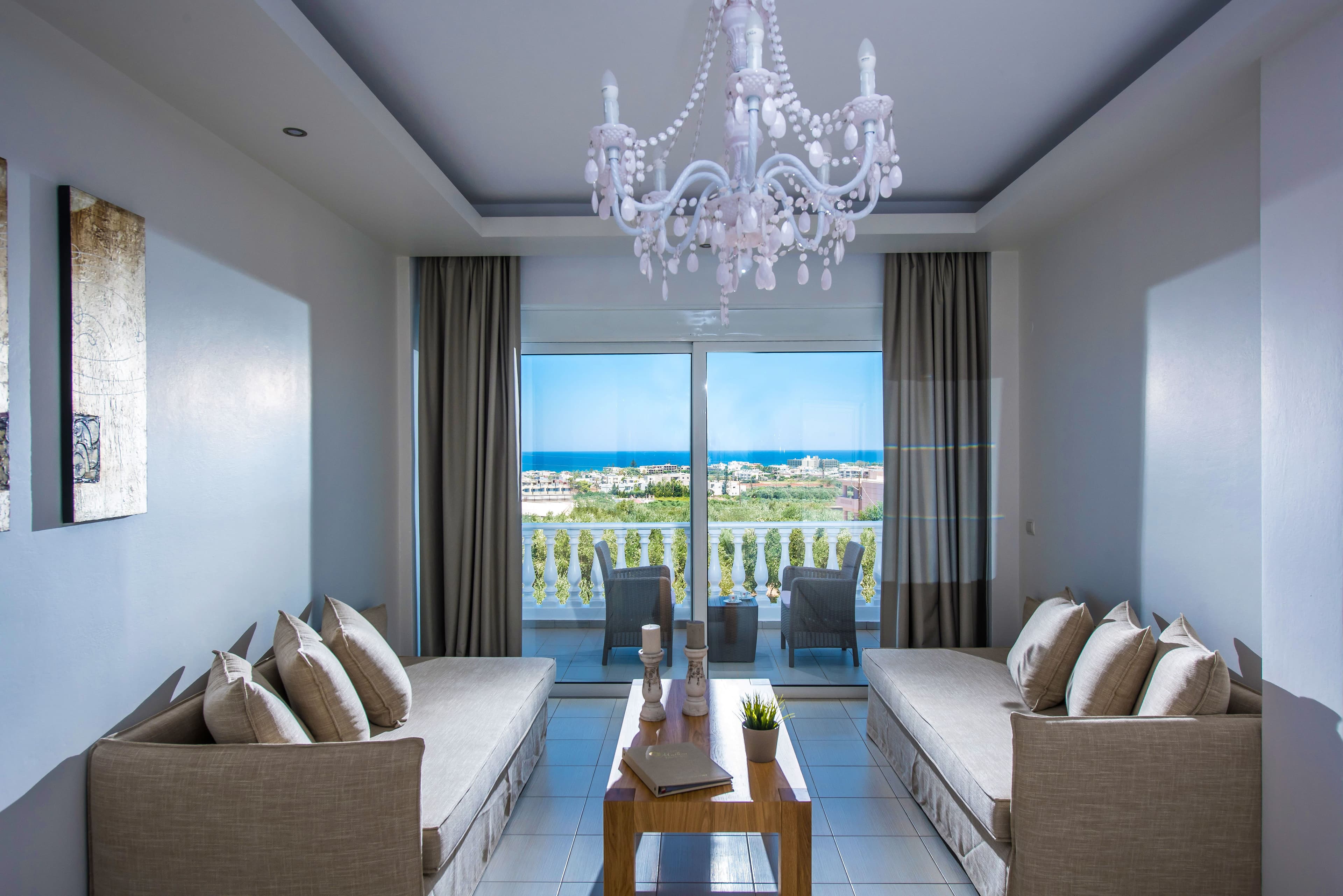 Matheo Villas & Suites