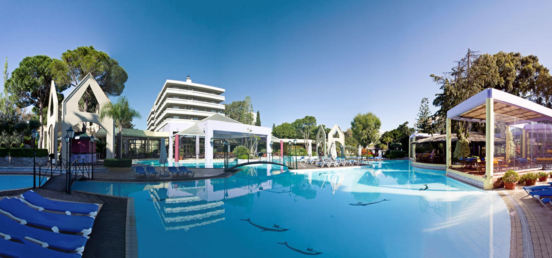 Dionysos Hotel Ansicht 2