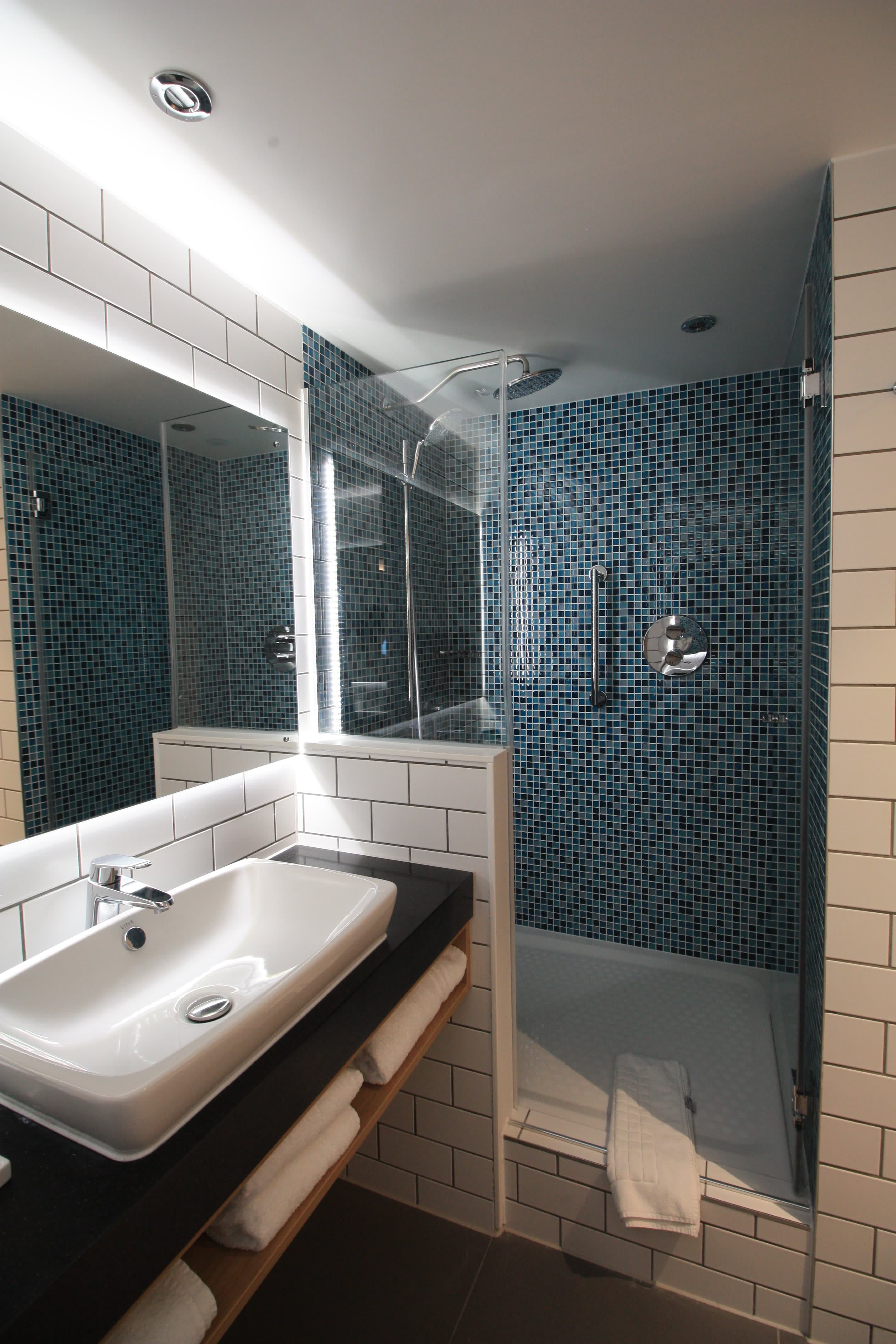 Holiday Inn London - Heathrow Bath Road Ansicht 9