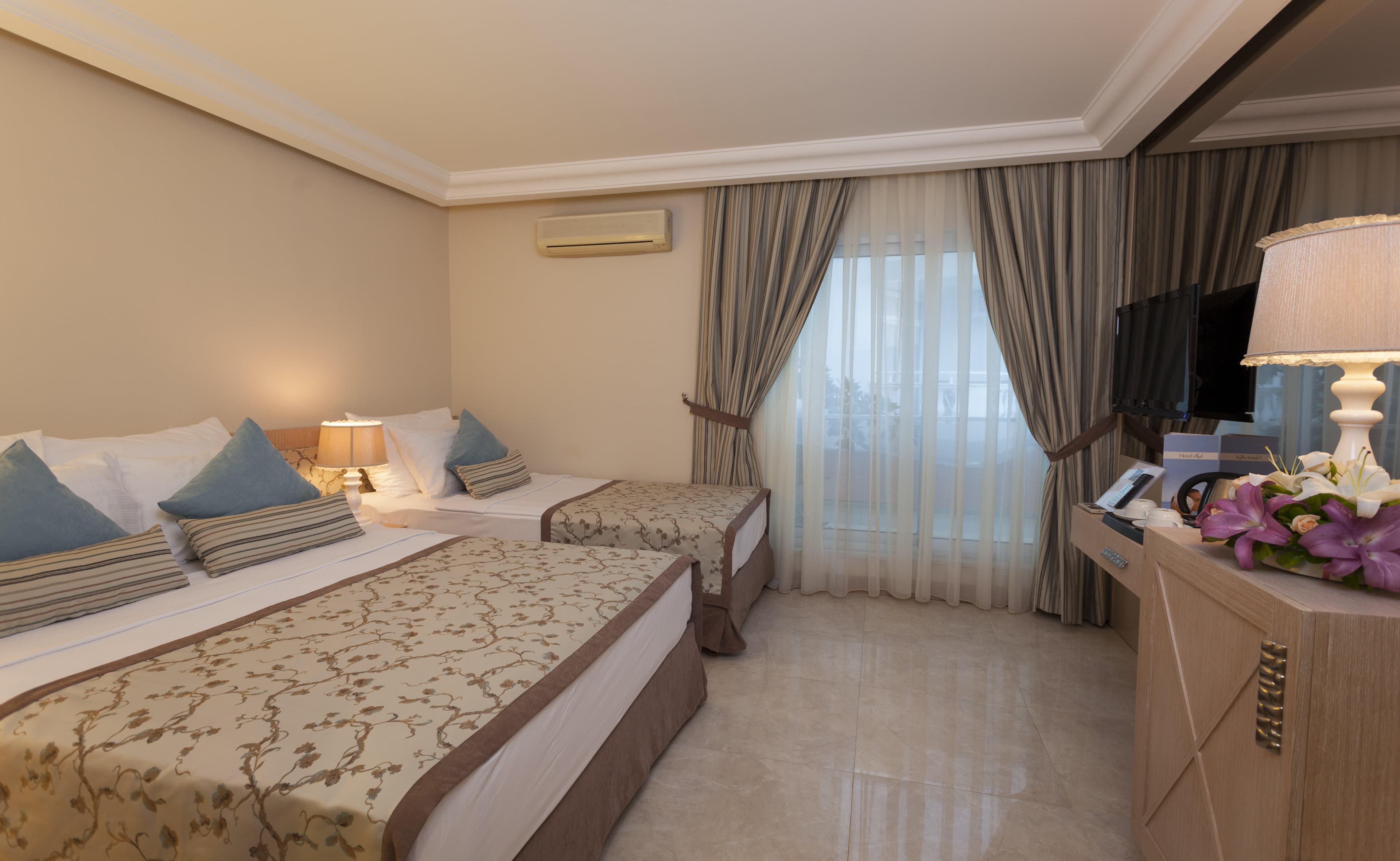 Xperia Saray Beach Hotel Ansicht 5