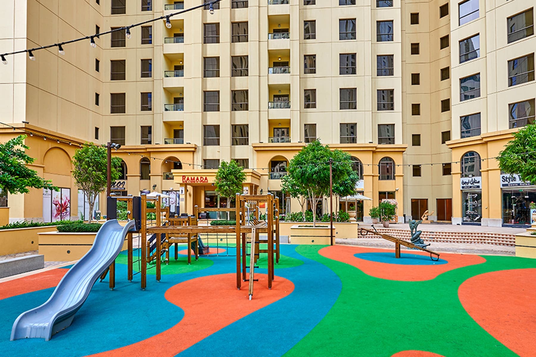 Ramada Hotel and Suites by Wyndham Dubai JBR Ansicht 7