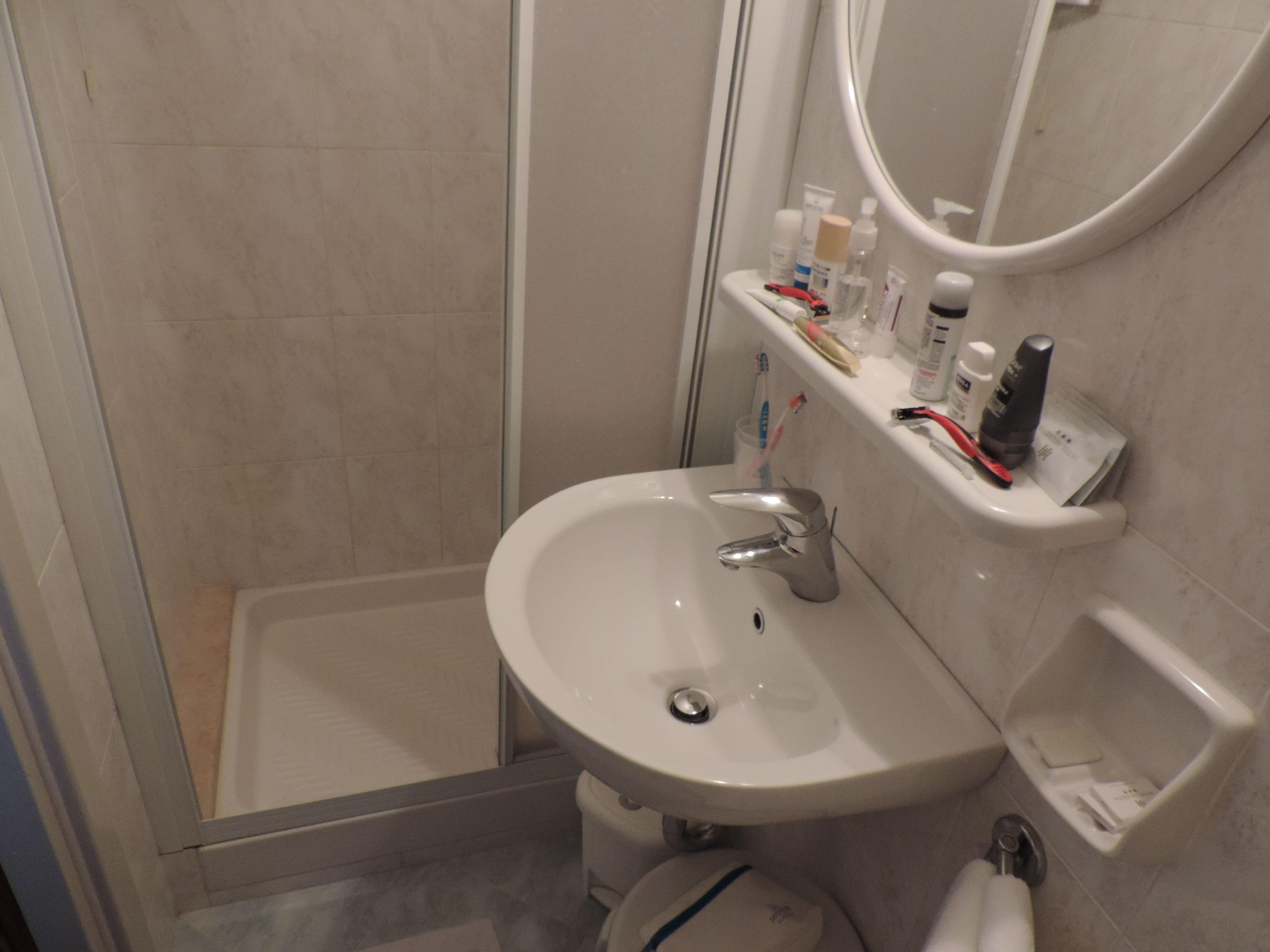 Helvetia Hotel Ansicht 4