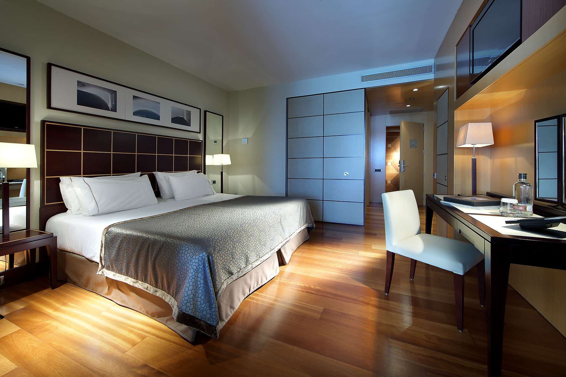 Hotel Eurostars Grand Marina Ansicht 6