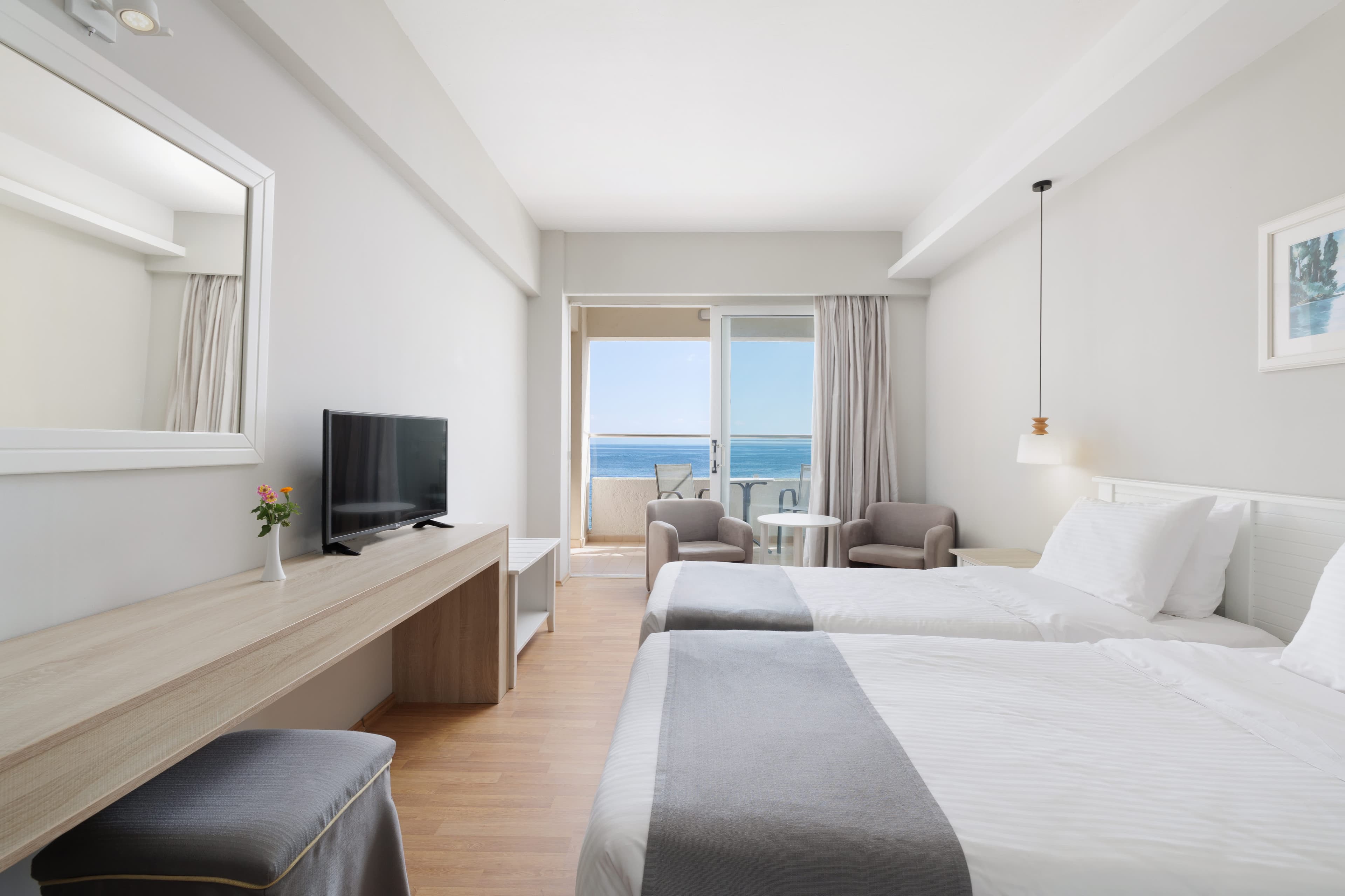 Elea Beach Hotel Ansicht 4