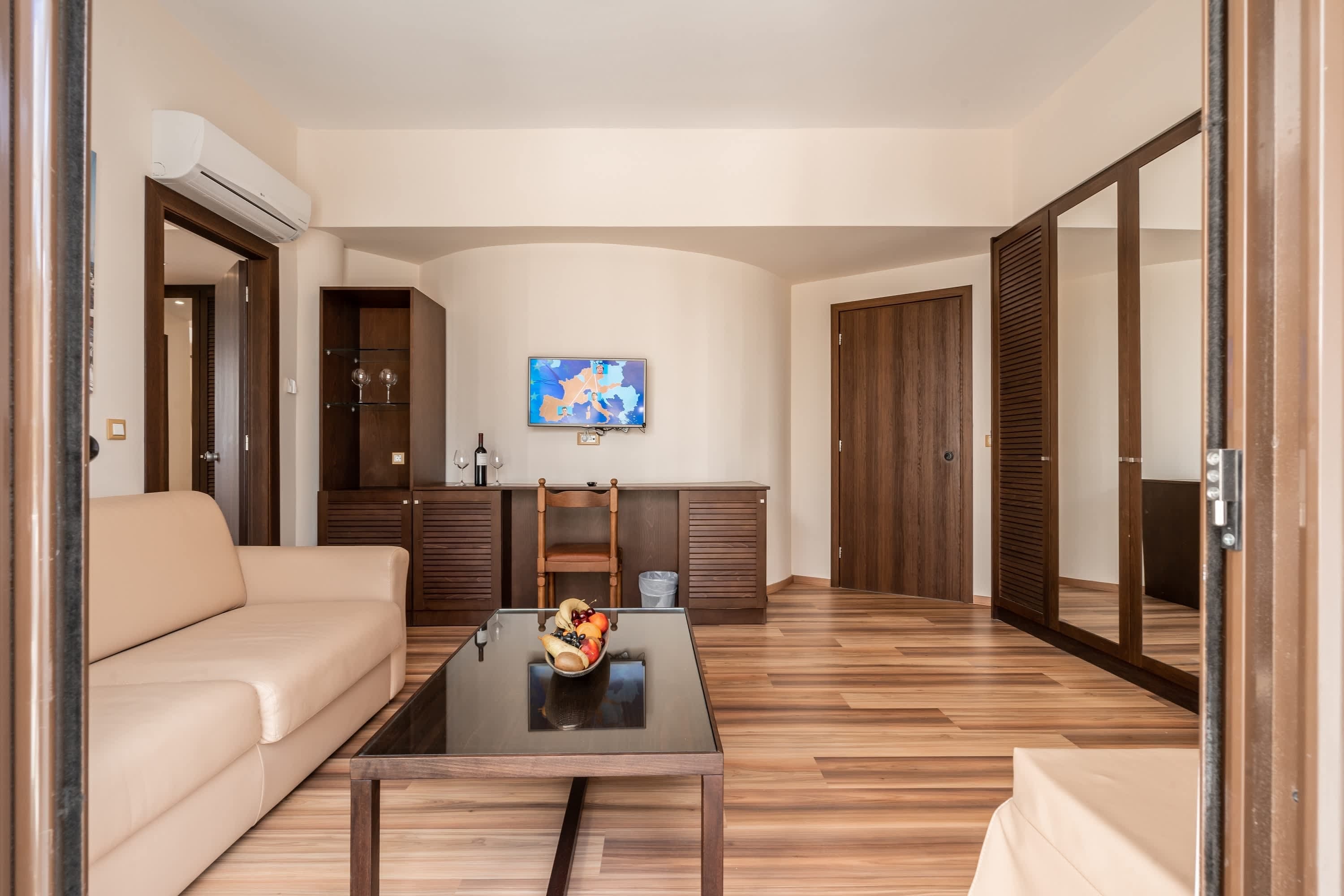 Ladiko Suites Ansicht 6