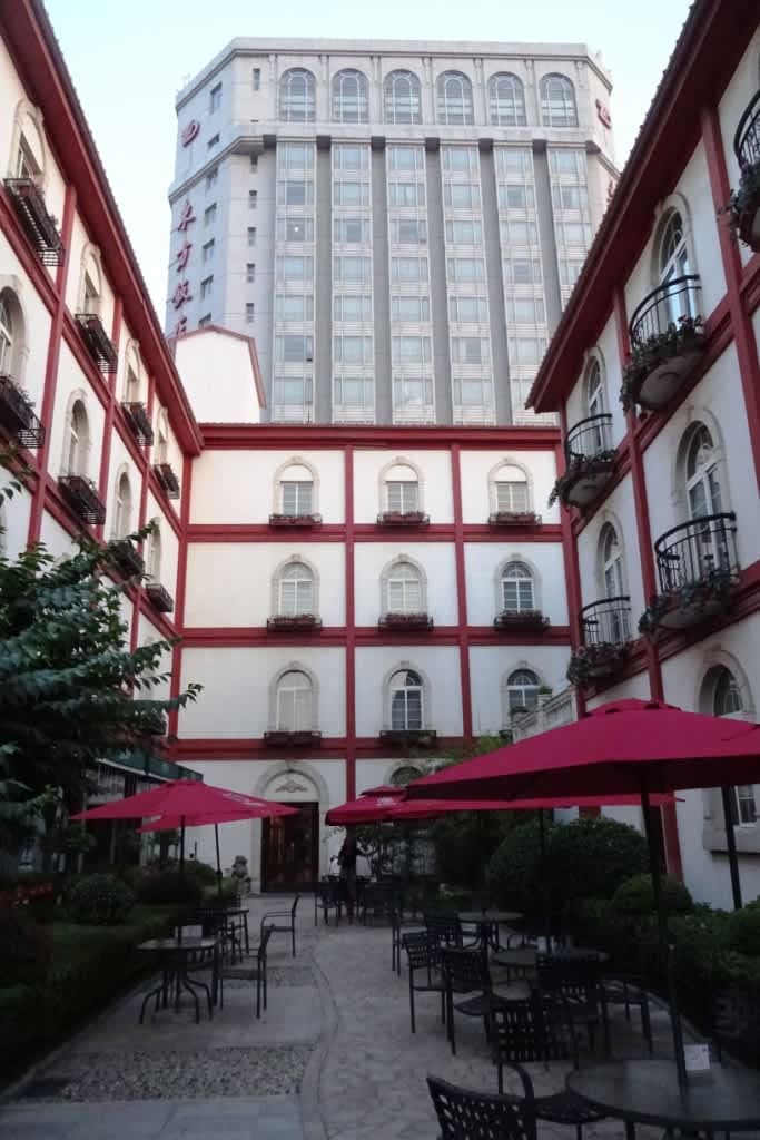 Dong Fang Hotel Beijing Ansicht 9