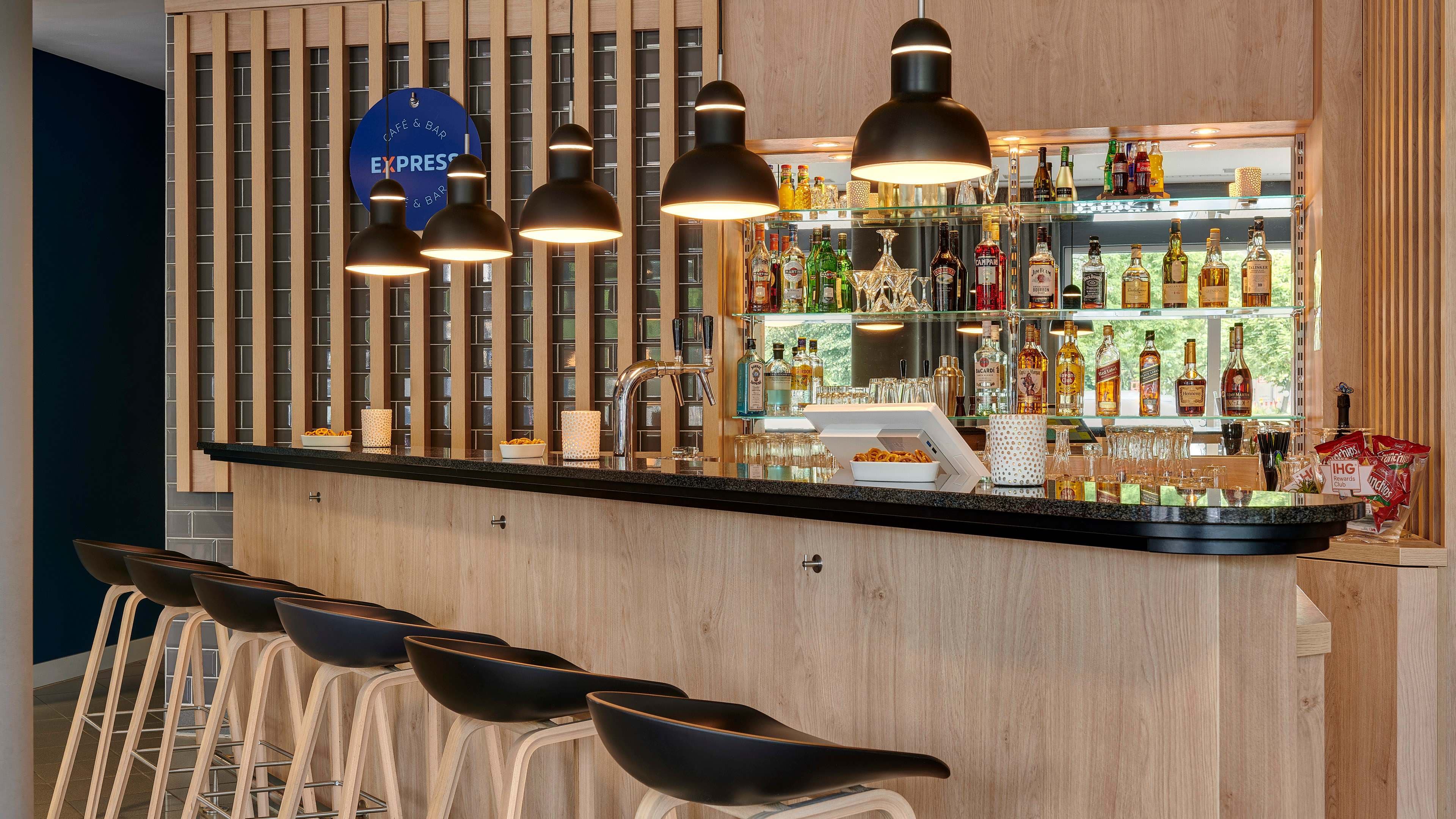 Holiday Inn Express Köln - Mülheim Ansicht 10