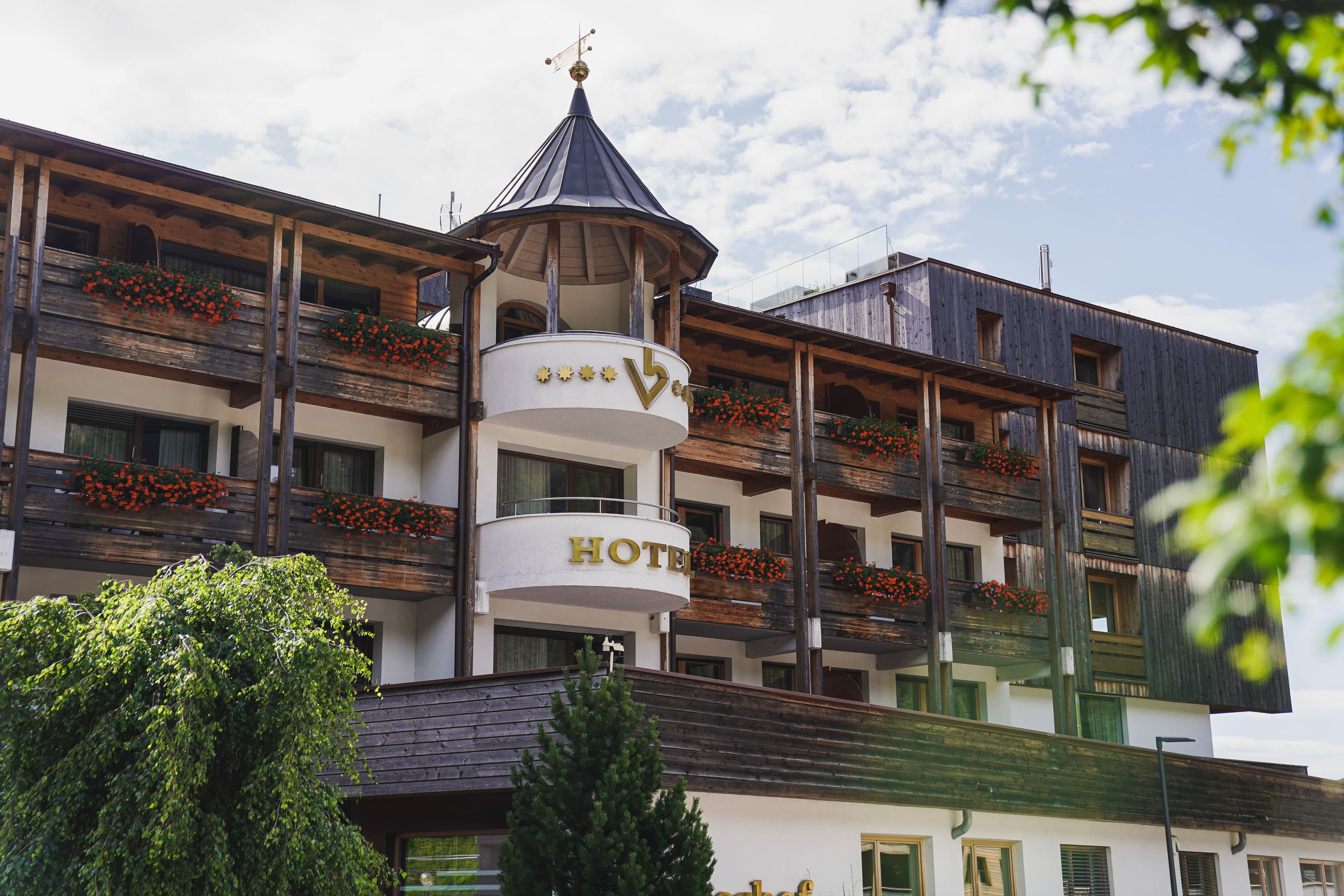 Hotel Valserhof Ansicht 2