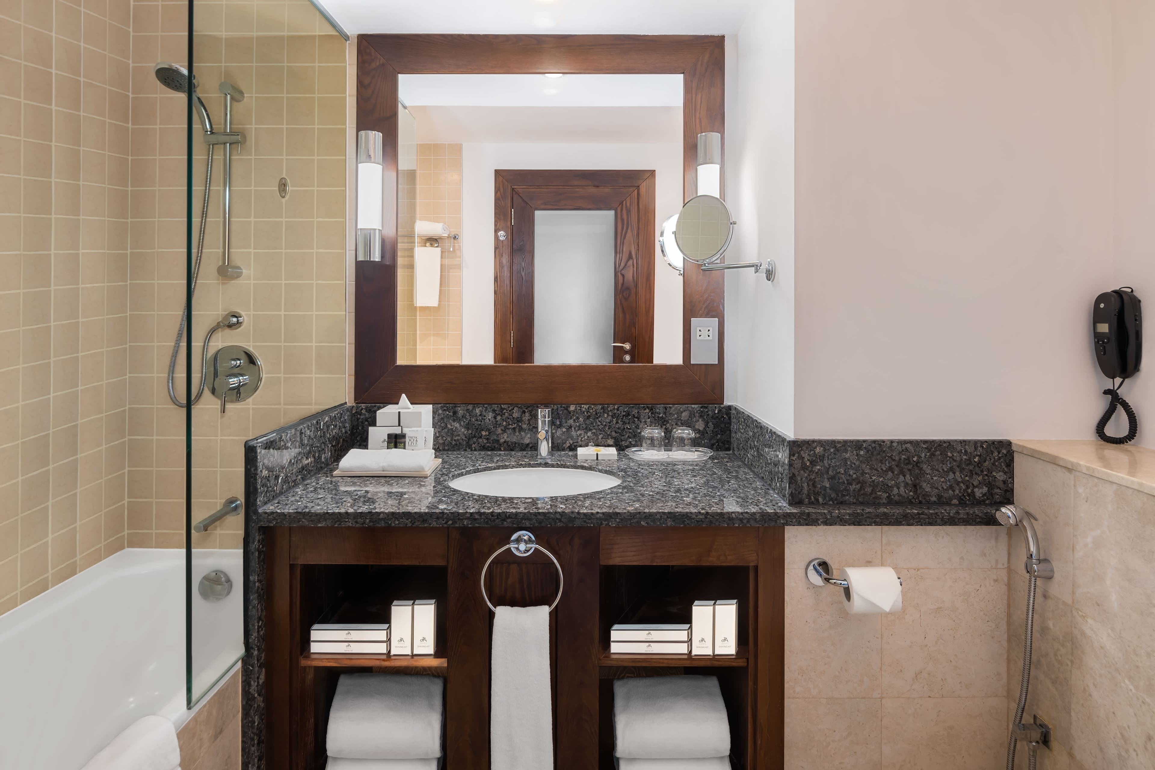 JA Ocean View Hotel Ansicht 6