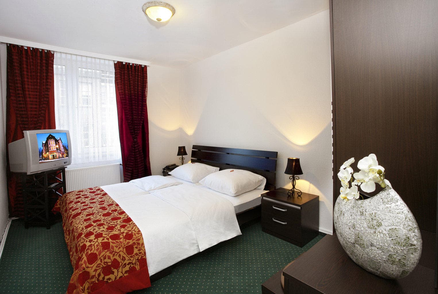 Vienna House Easy by Wyndham Hamburg Ansicht 3