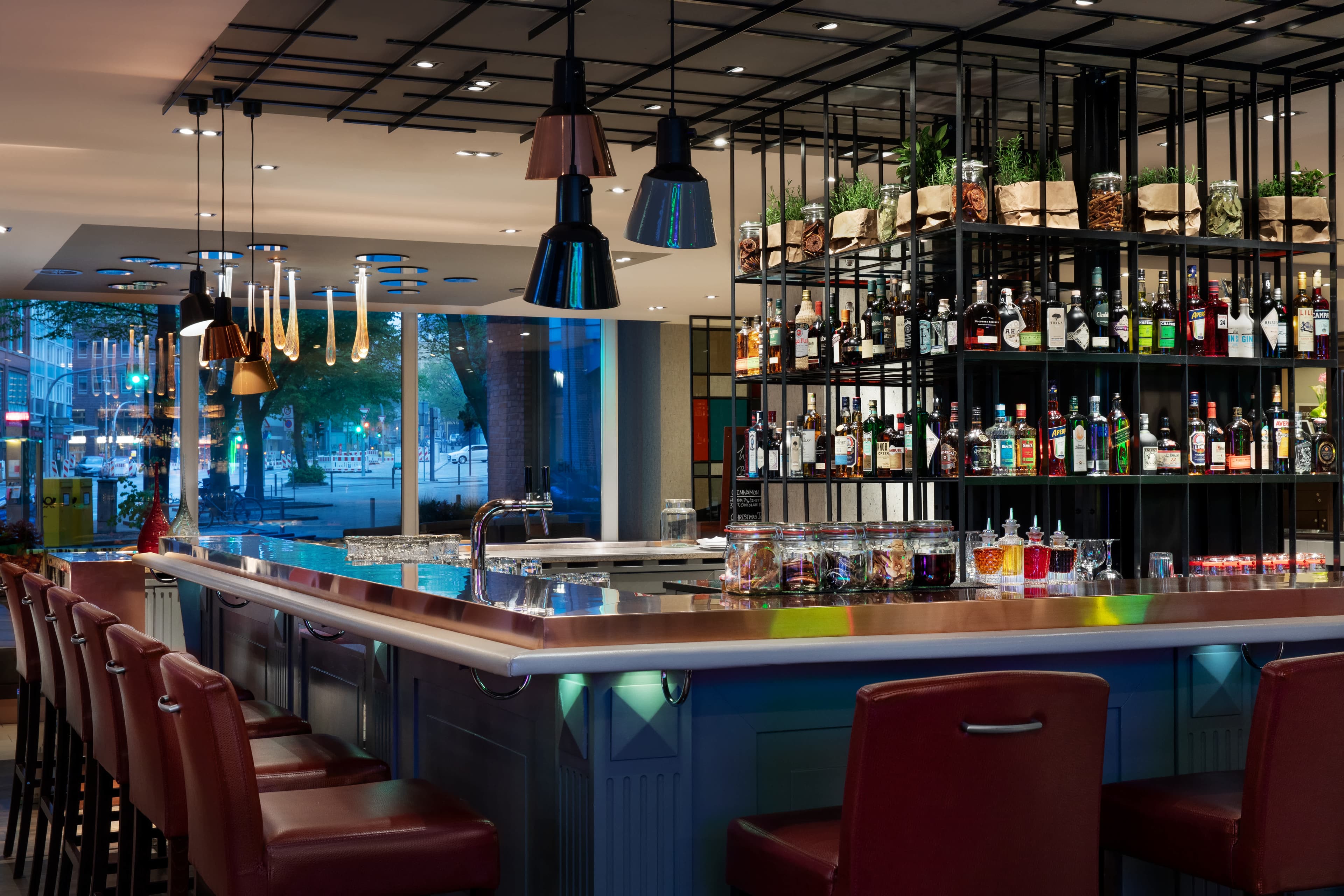 Renaissance Hamburg Hotel Ansicht 6