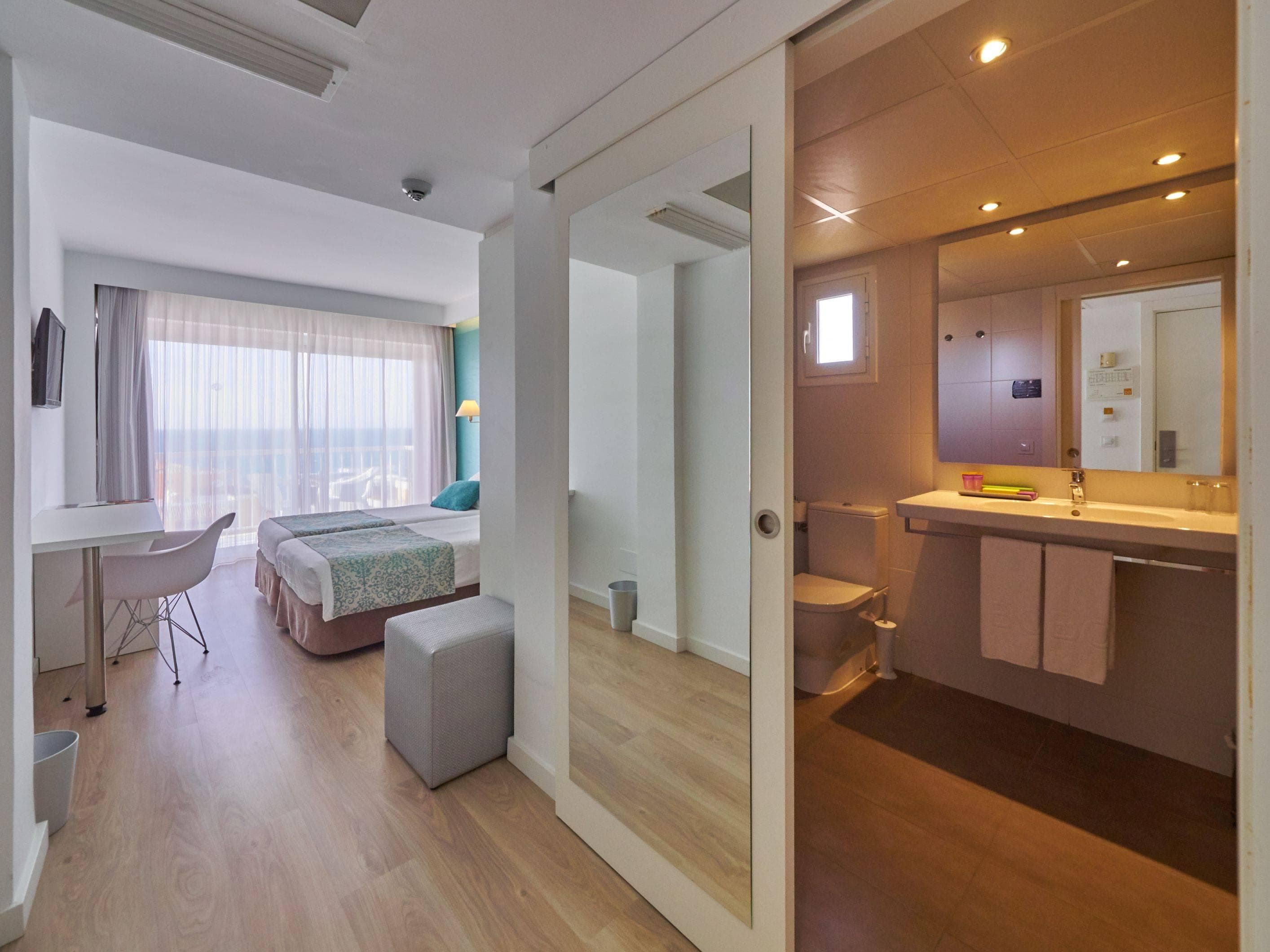 BQ Apolo Hotel Ansicht 5