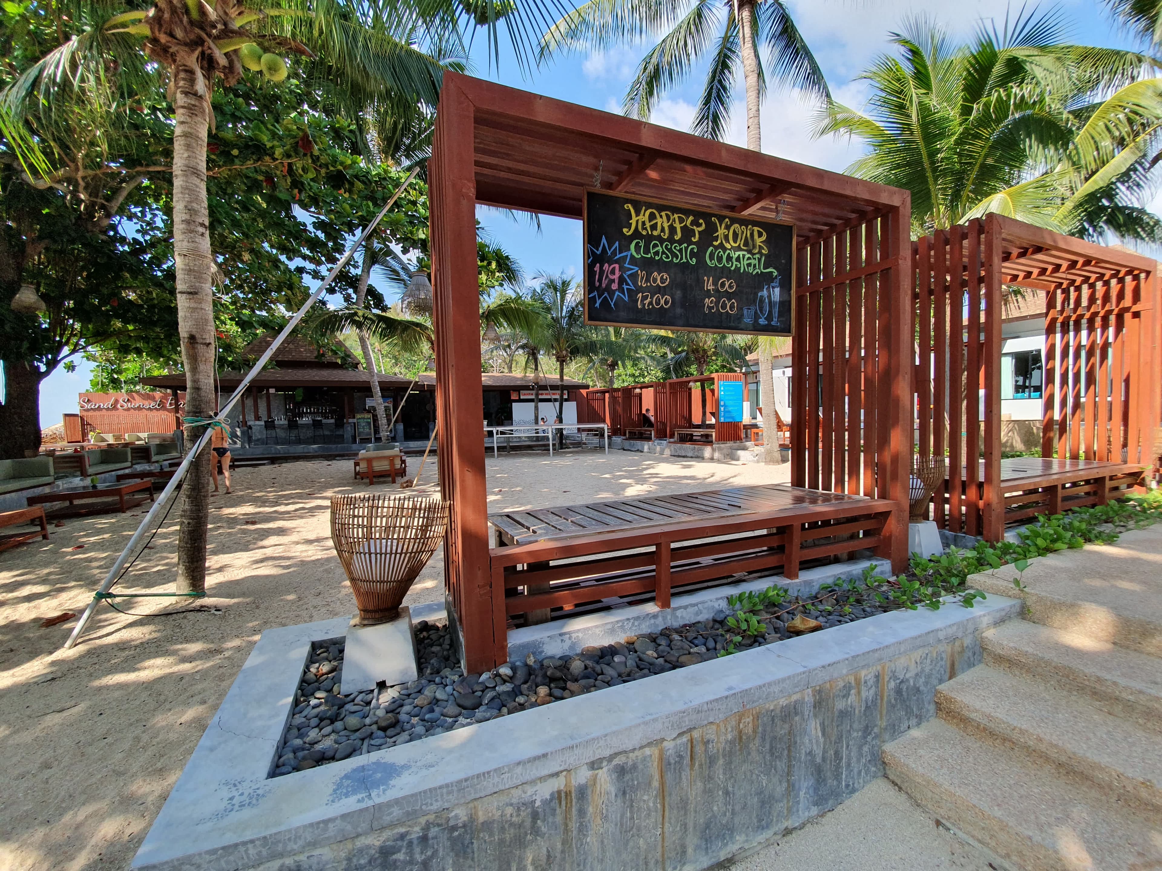 Hotel Lanta Sand Resort & Spa