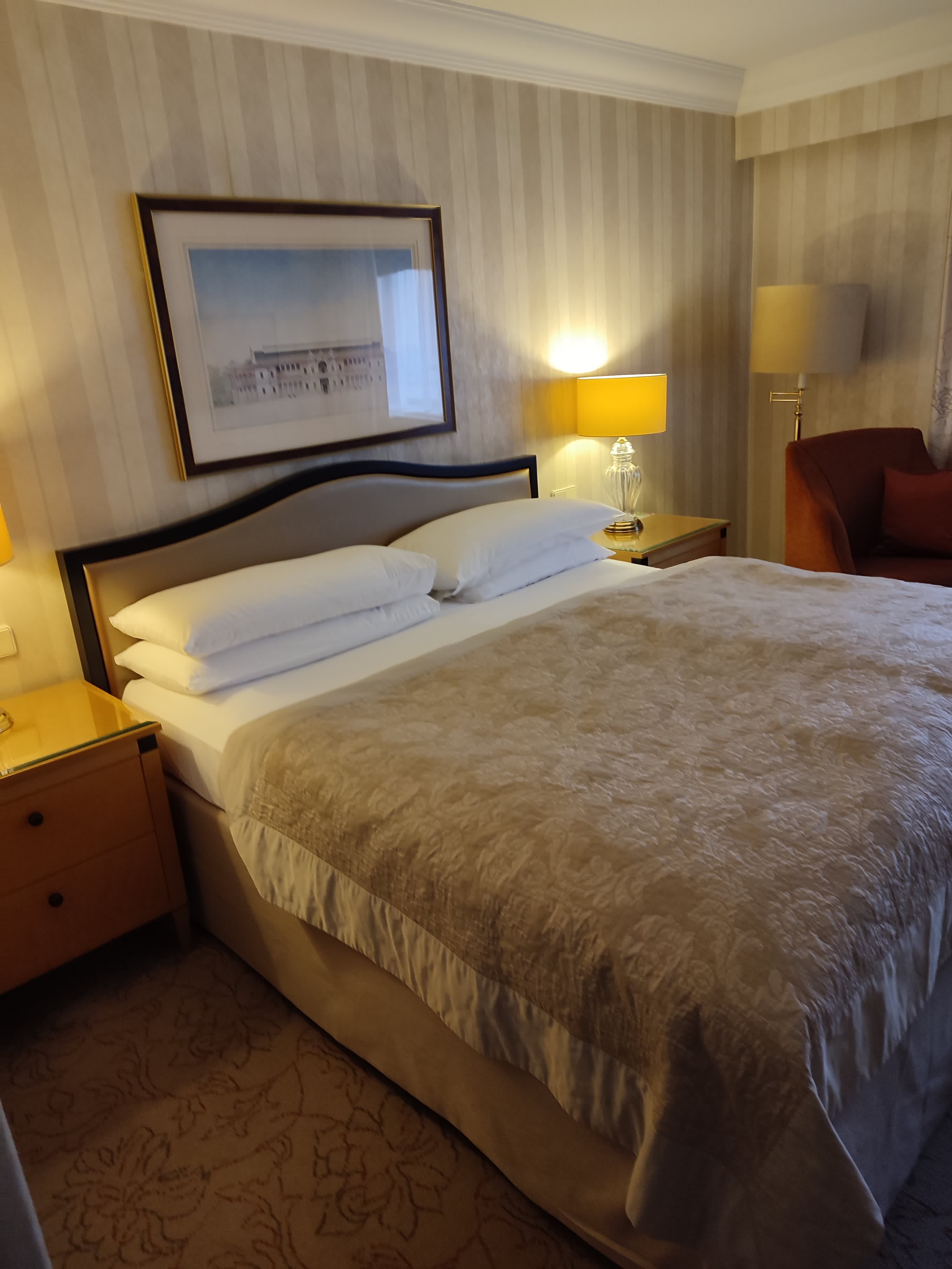 Hotel InterContinental Ansicht 10