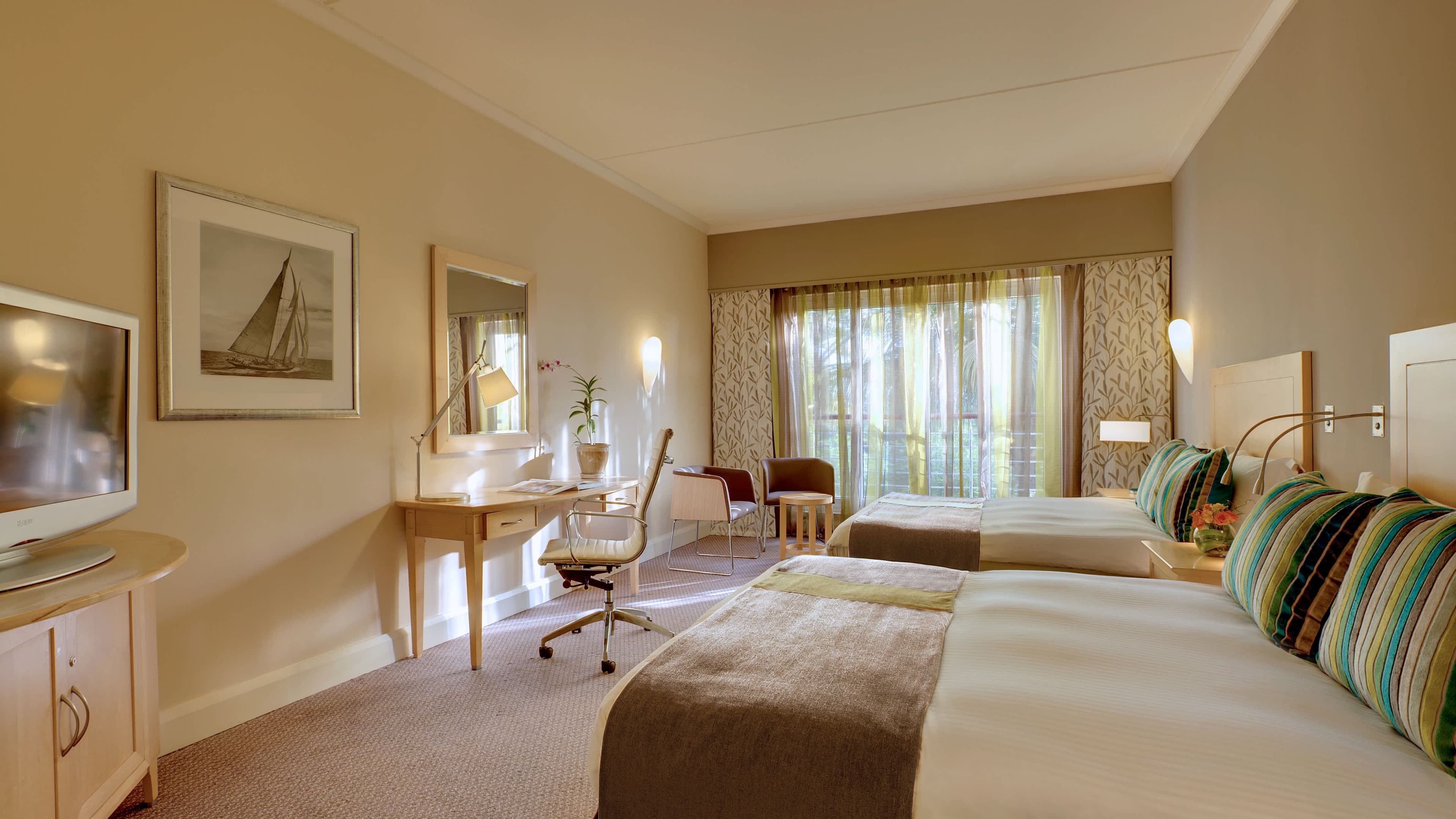 Le Suffren Hotel And Marina Ansicht 4