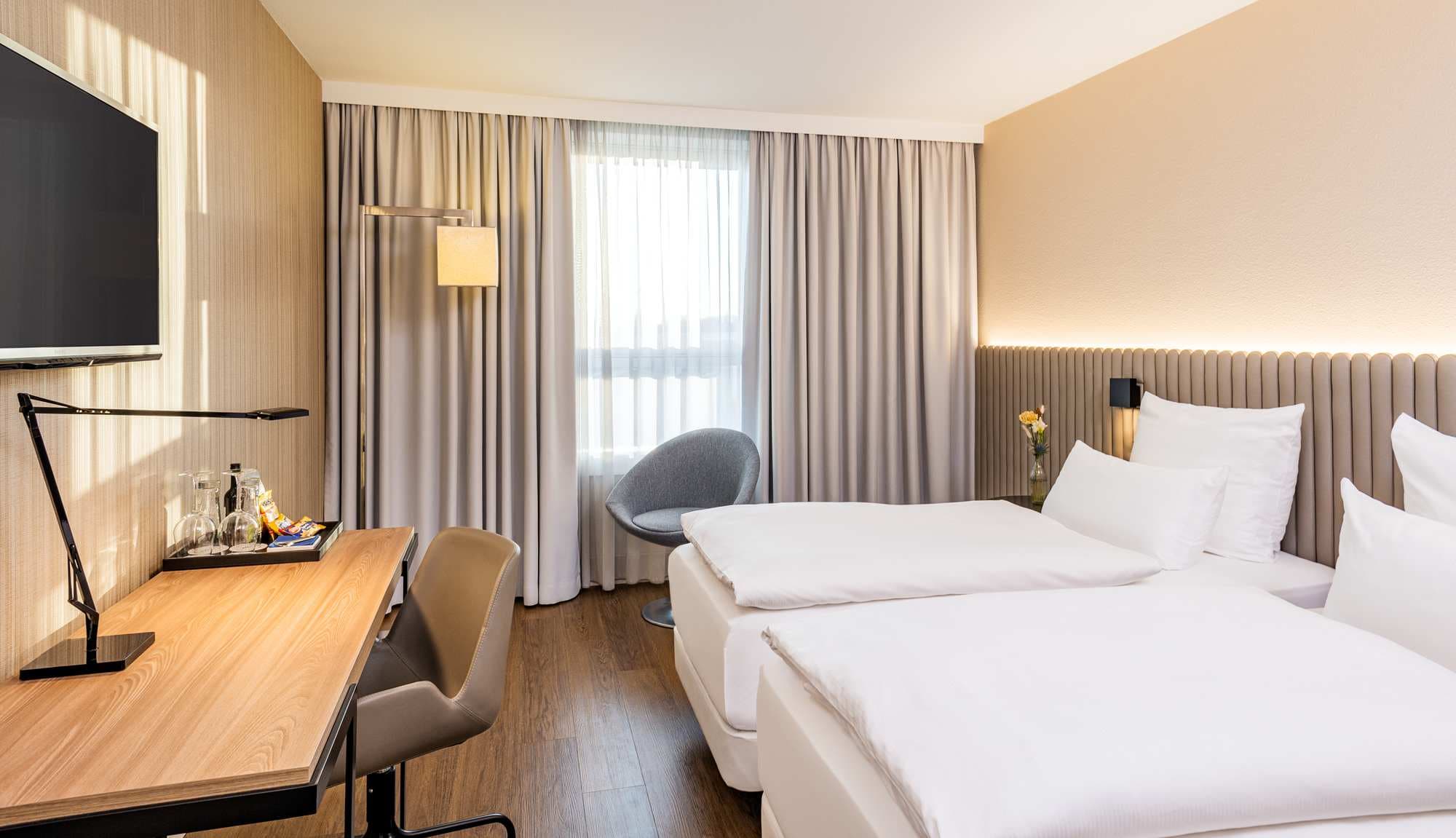 Hotel NH Hamburg Altona Ansicht 2
