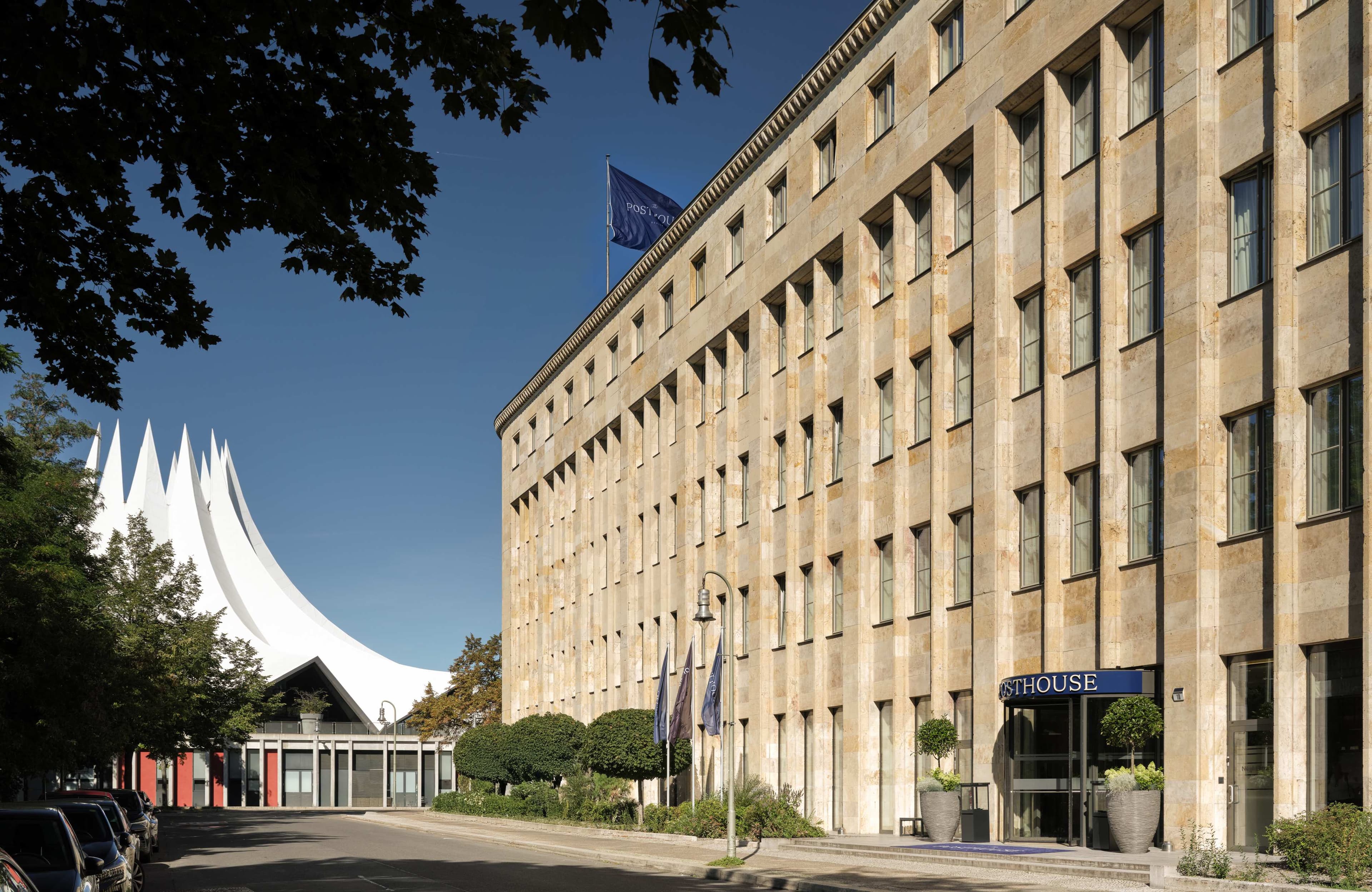 The Posthouse Berlin – Leonardo Limited Edition