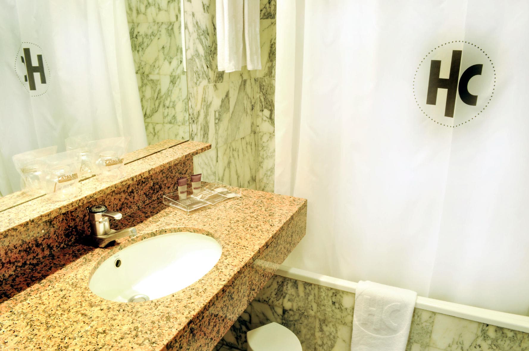 Hotel Catalonia Castellnou Ansicht 3