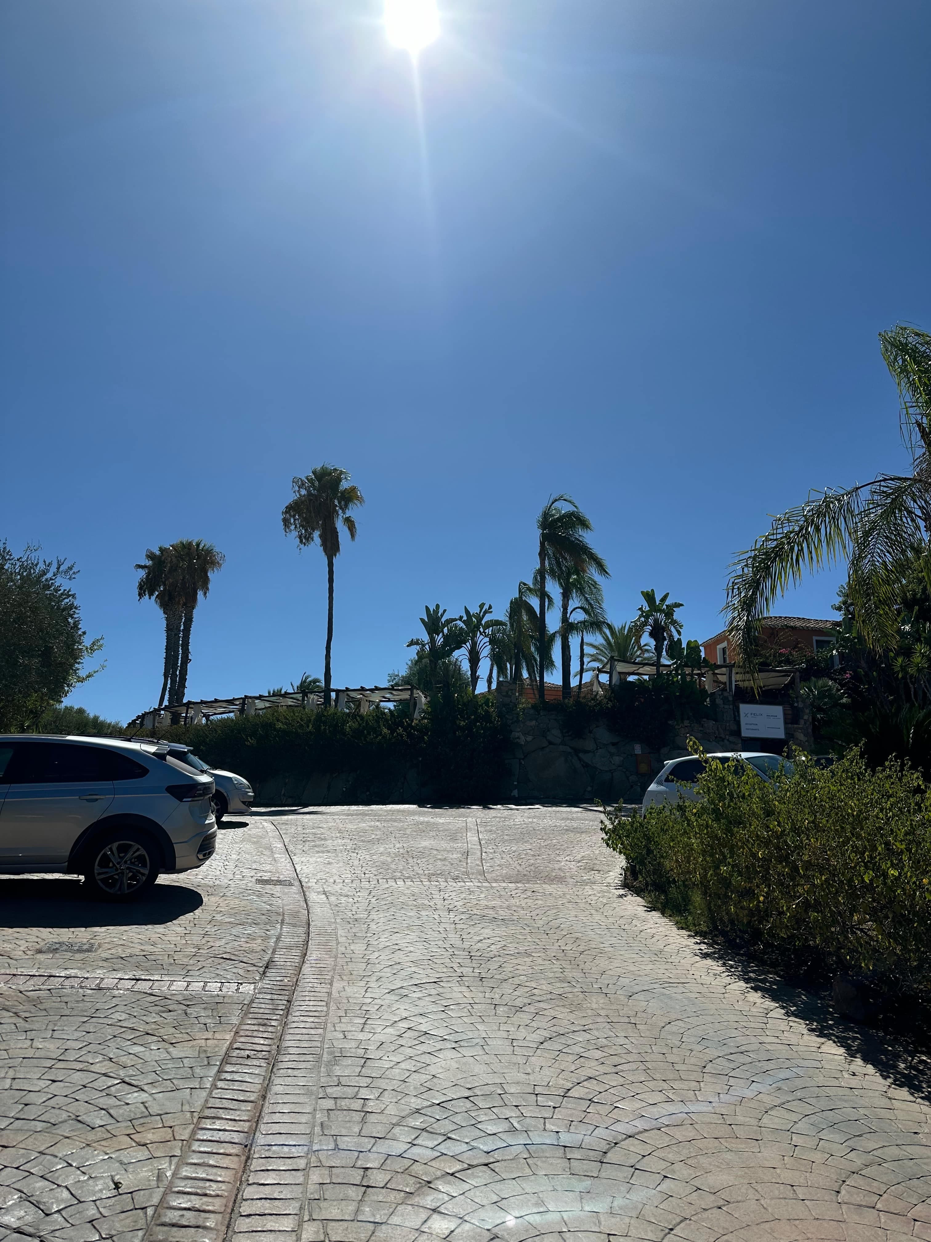 Apanemo  Hotel Ansicht 2