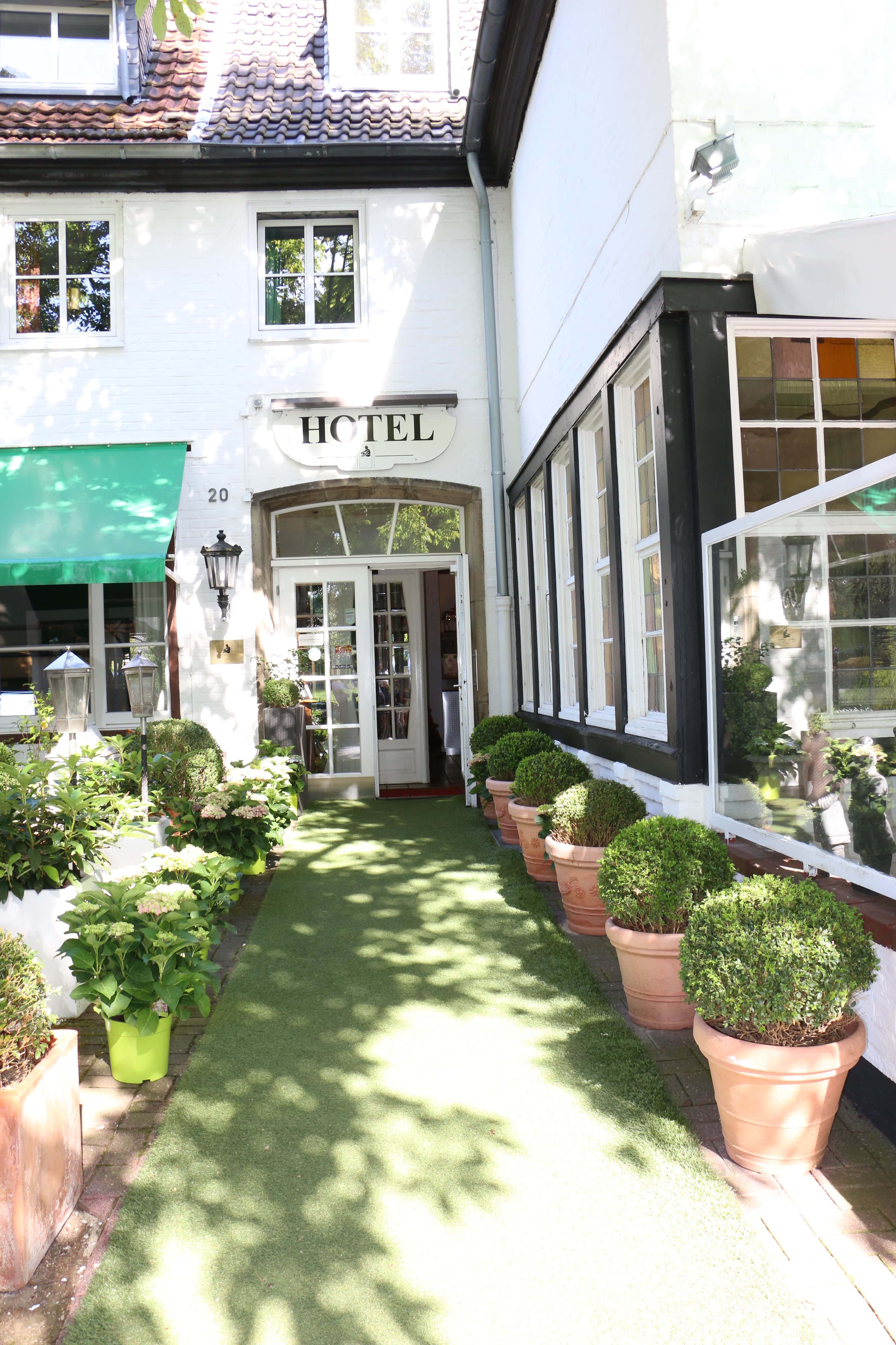 Hotel Ashleys Garden Ansicht 7