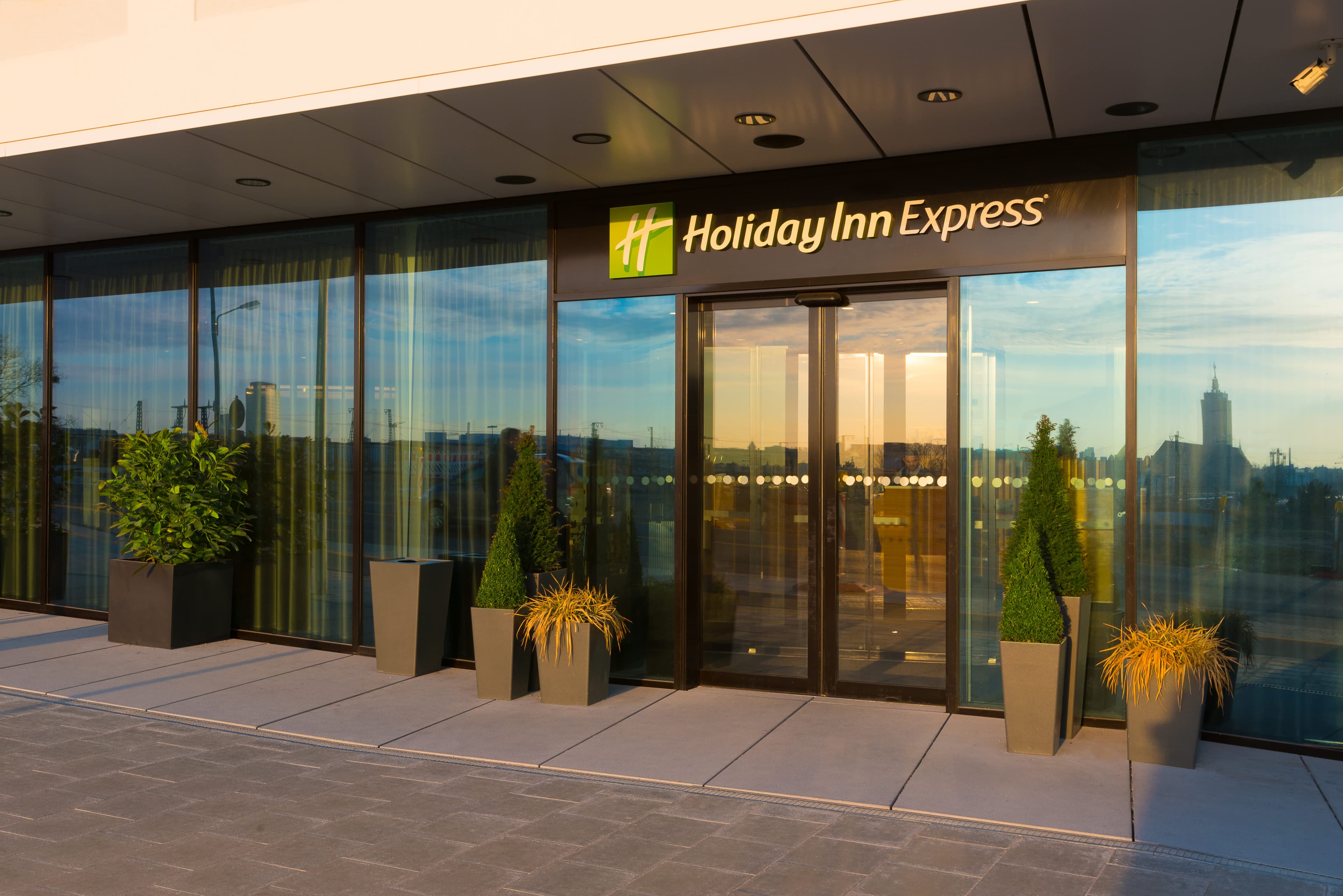 Holiday Inn Express München City - West Ansicht 2