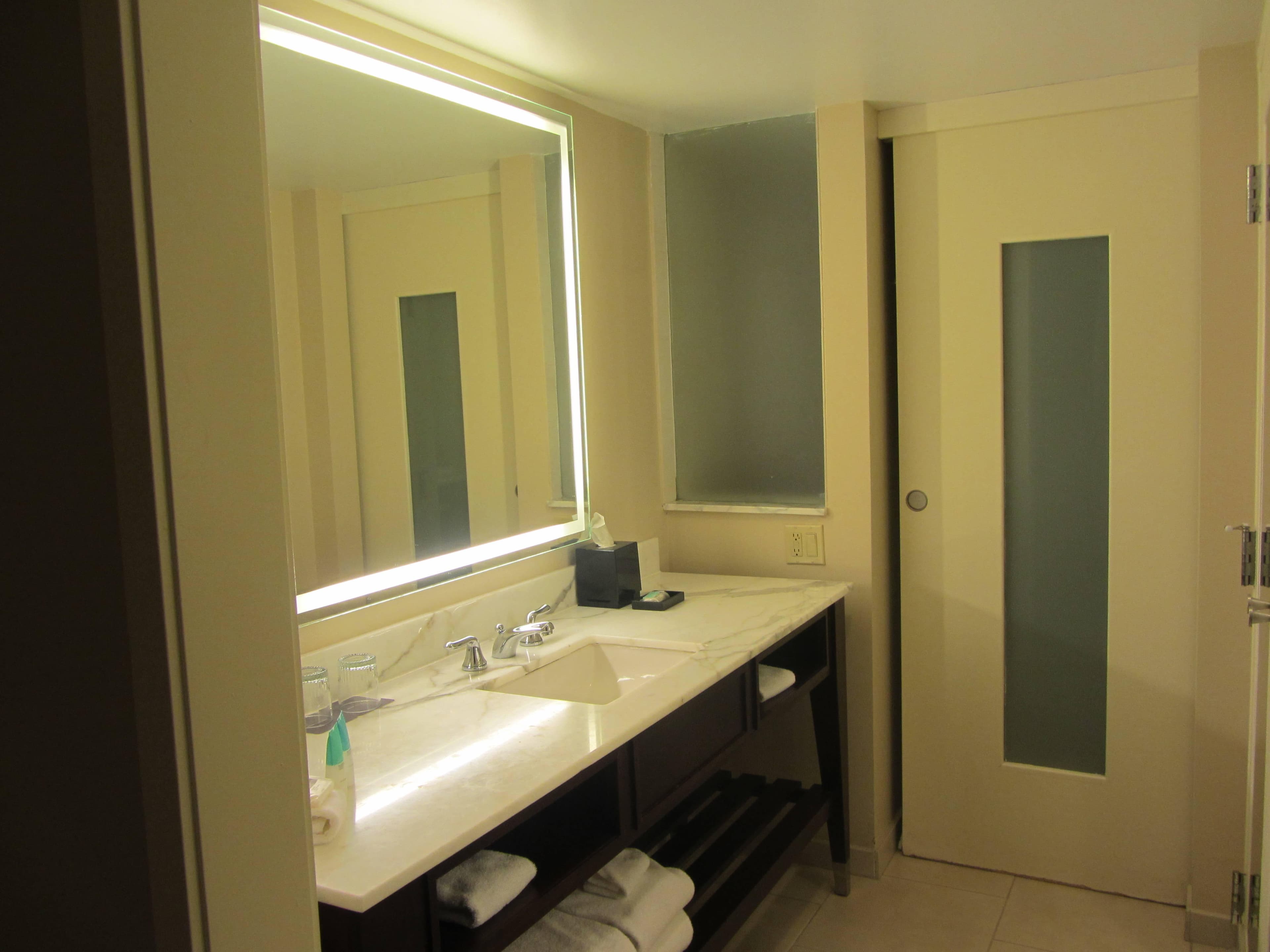 Pier Sixty-Six Hotel & Marina Ansicht 3