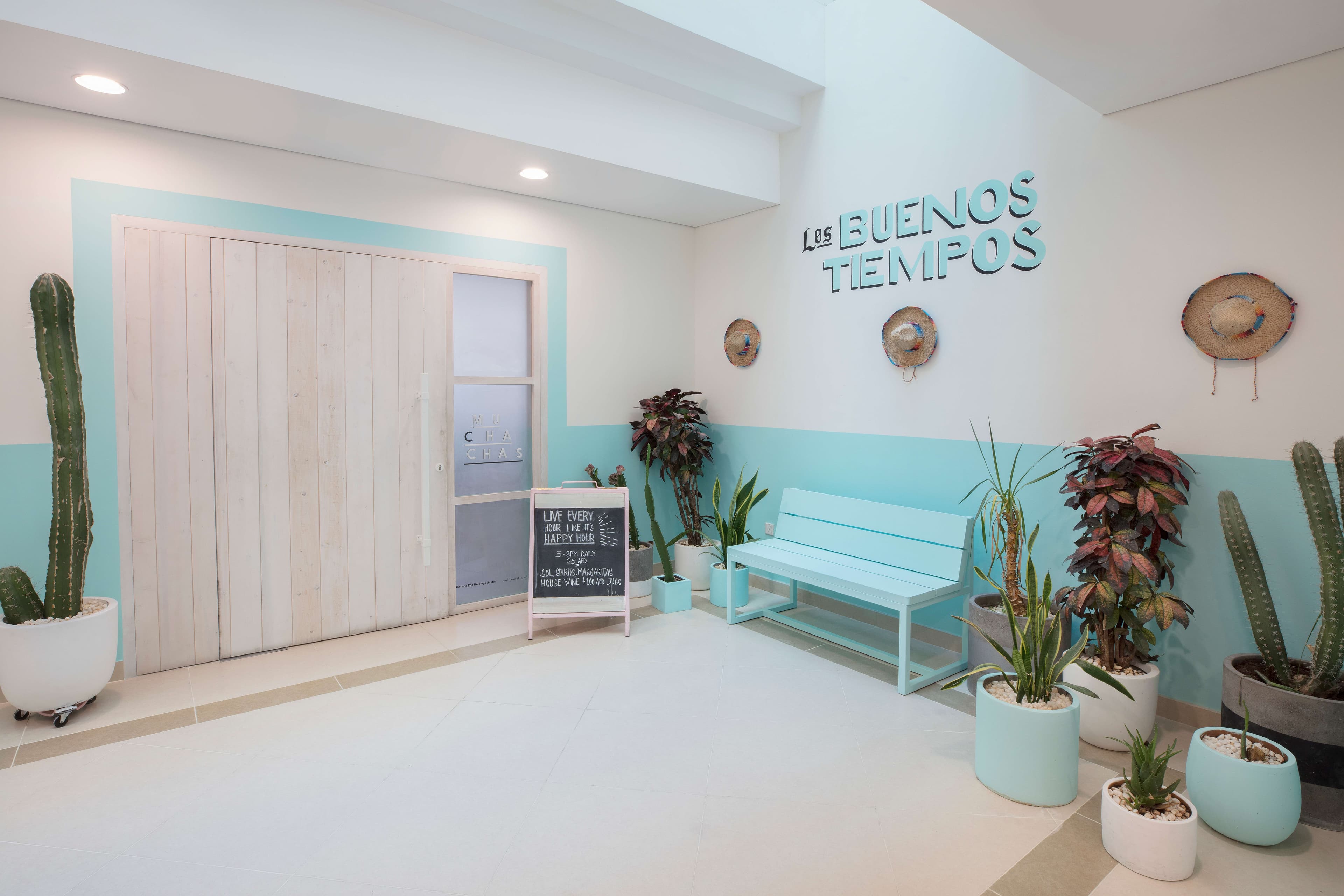 Holiday Inn Express Dubai Safa Park Ansicht 9