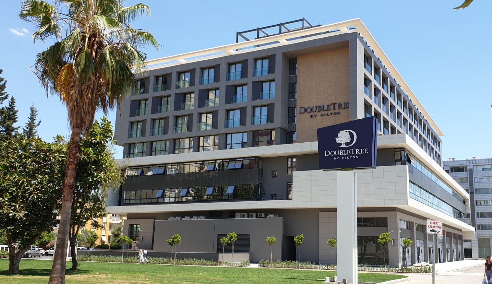 DoubleTree by Hilton Antalya City Centre Ansicht 2