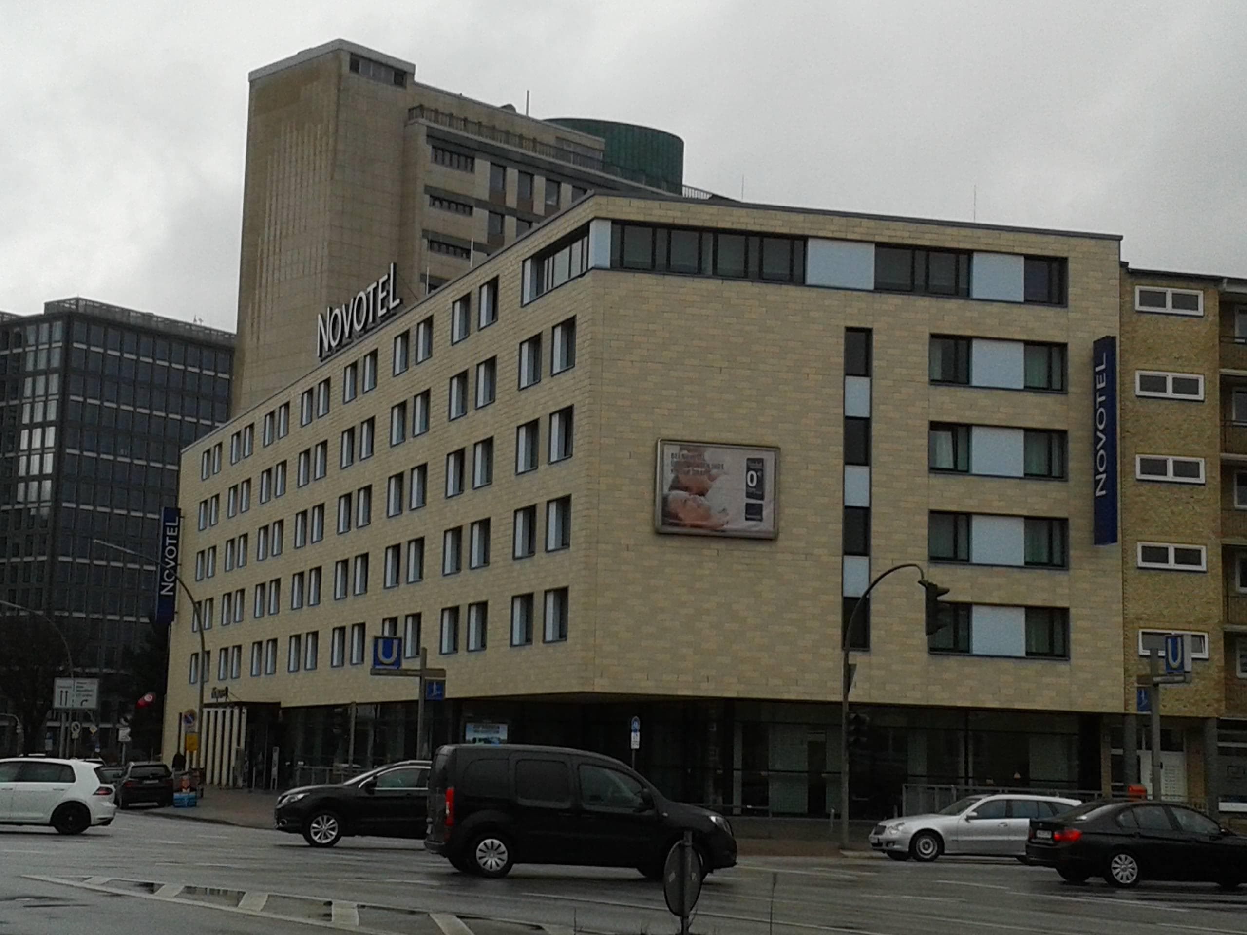 Novotel Hamburg City Alster Ansicht 2